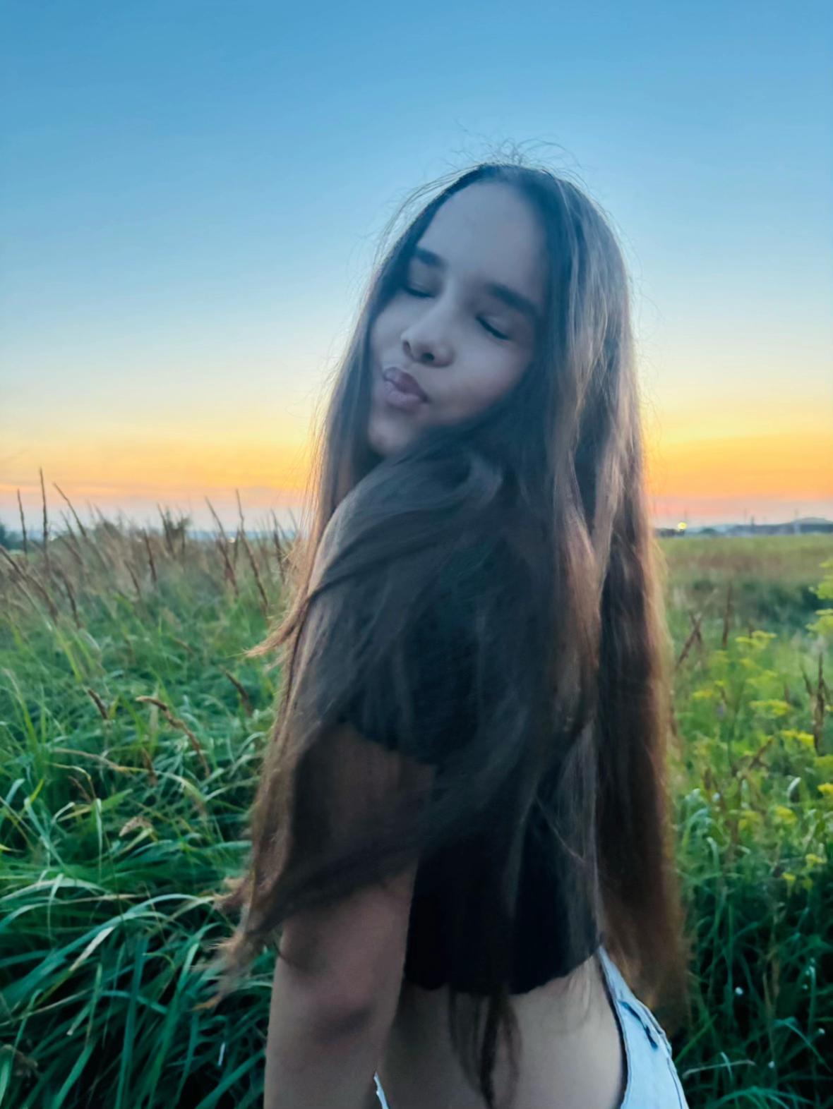 @dinovaa