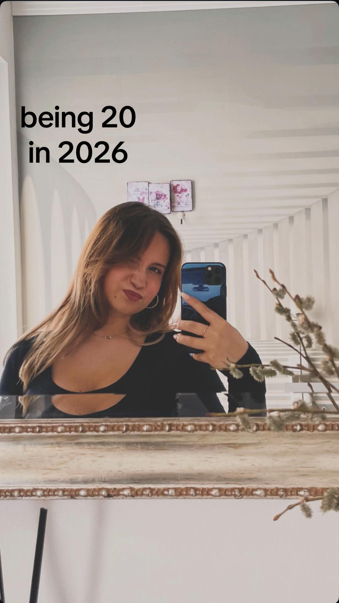@📚