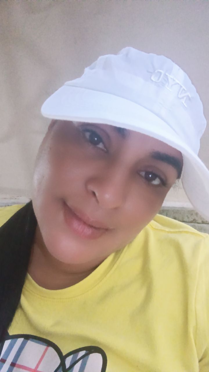 @🦋Esther visbal 🇨🇴