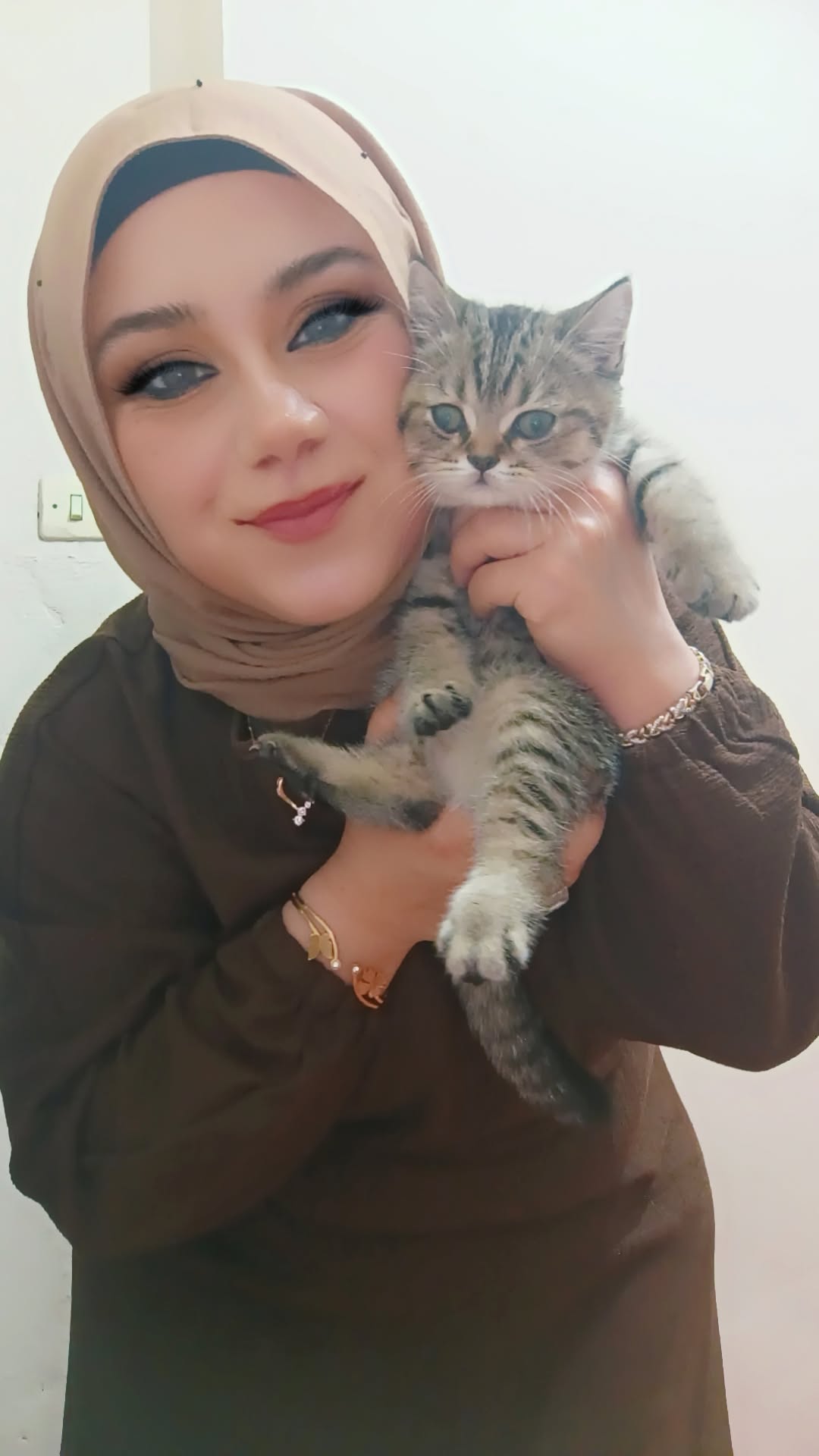 @deryasarı5541
