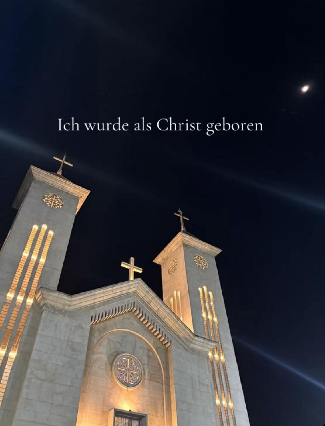 @𝐉𝐞𝐬𝐮𝐬 𝐥𝐨𝐯𝐞𝐬 𝐲𝐨𝐮✞