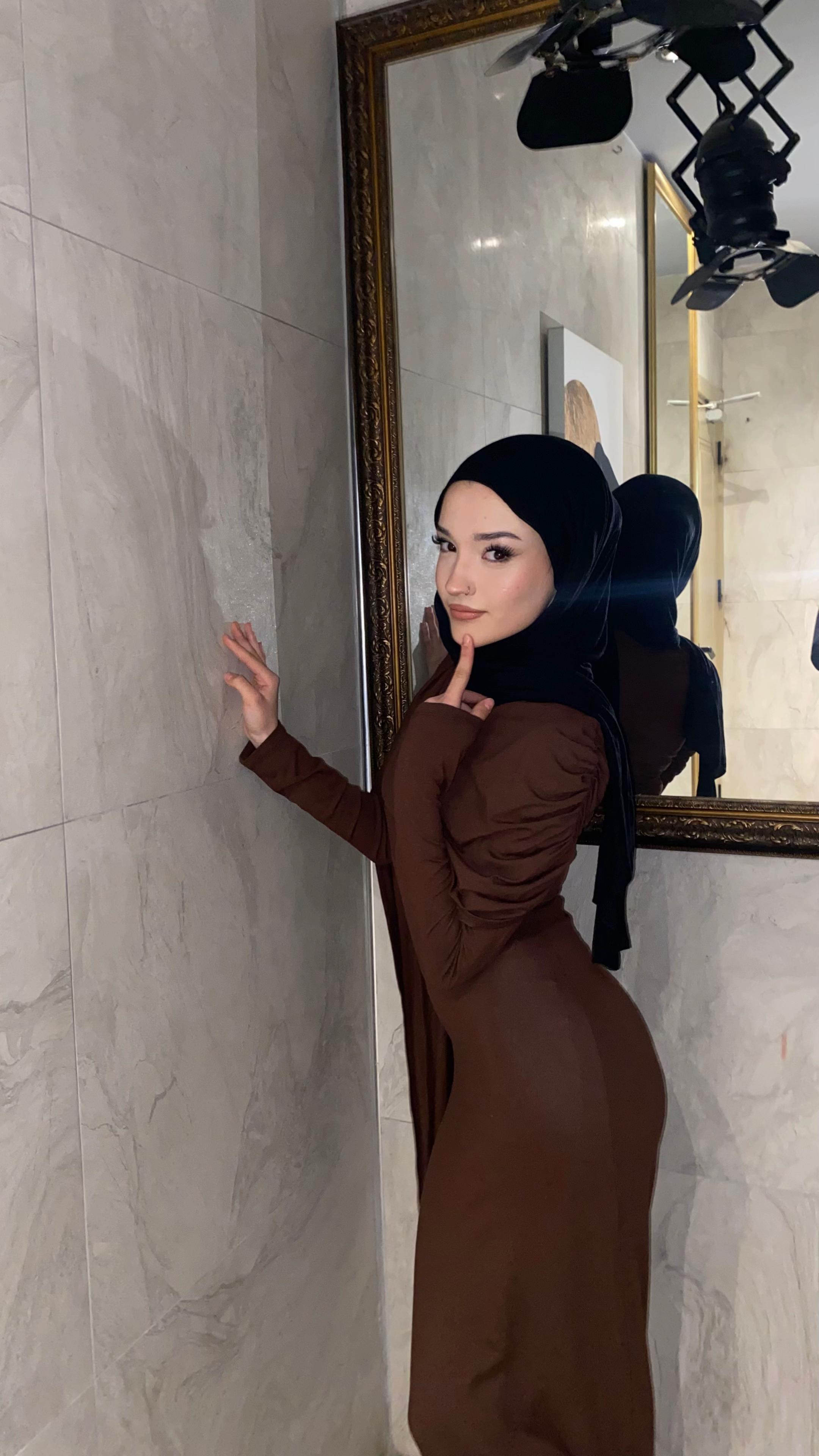@nneevvaaa