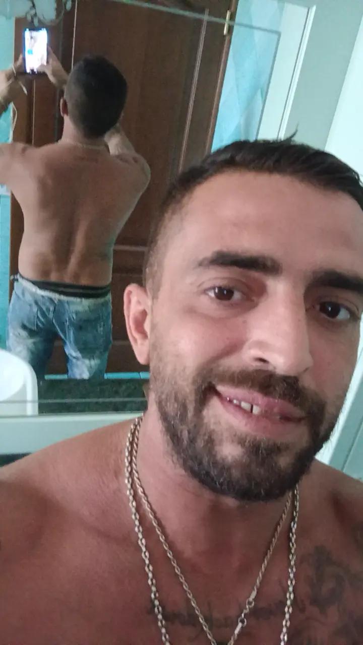 @Riky