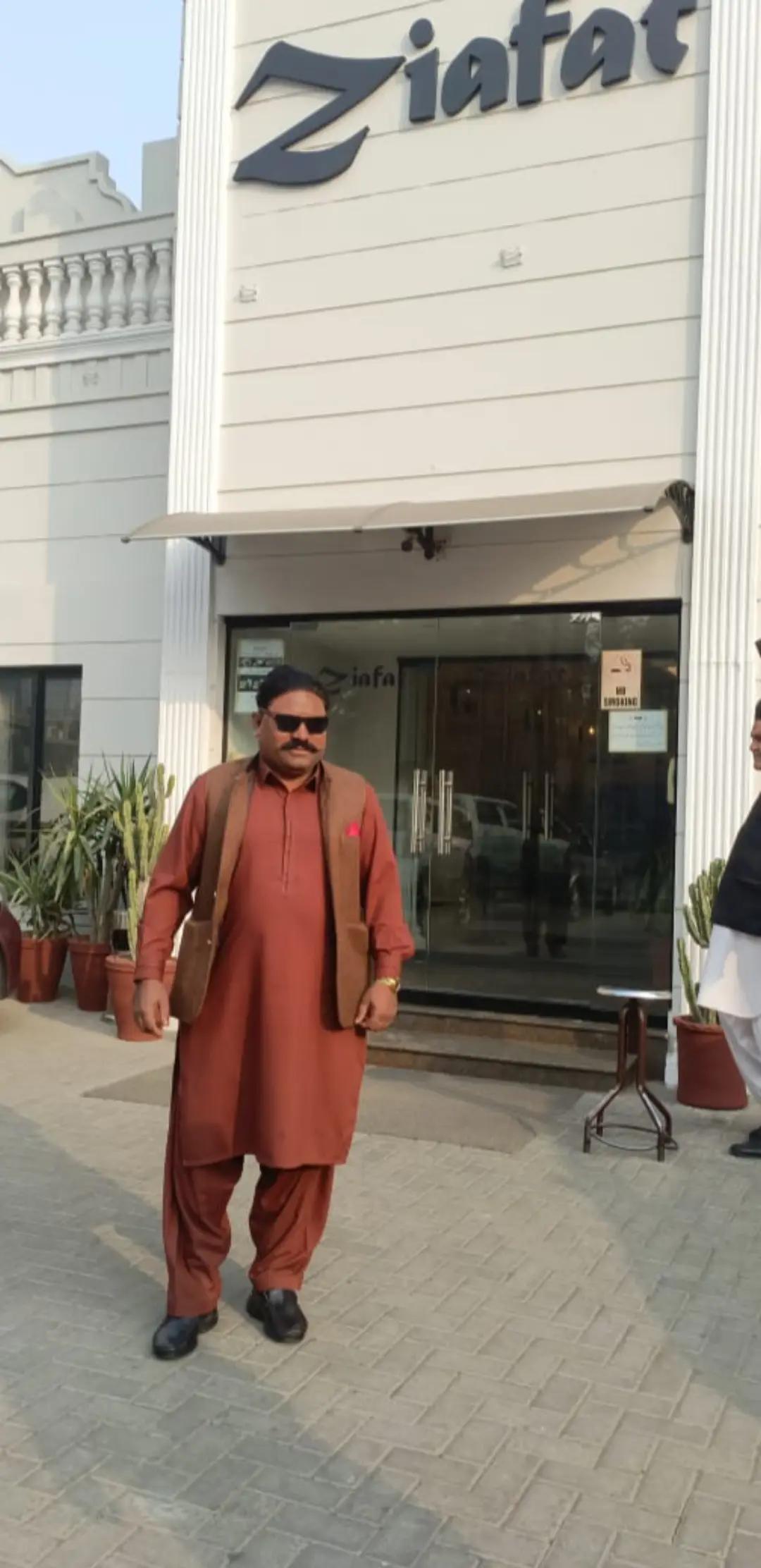 @Zakriya Bhatti