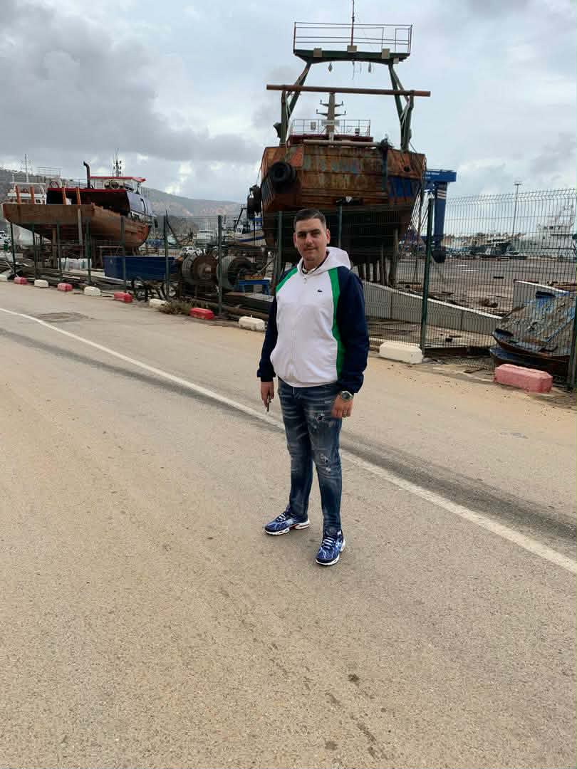 @Hicham Azzi898