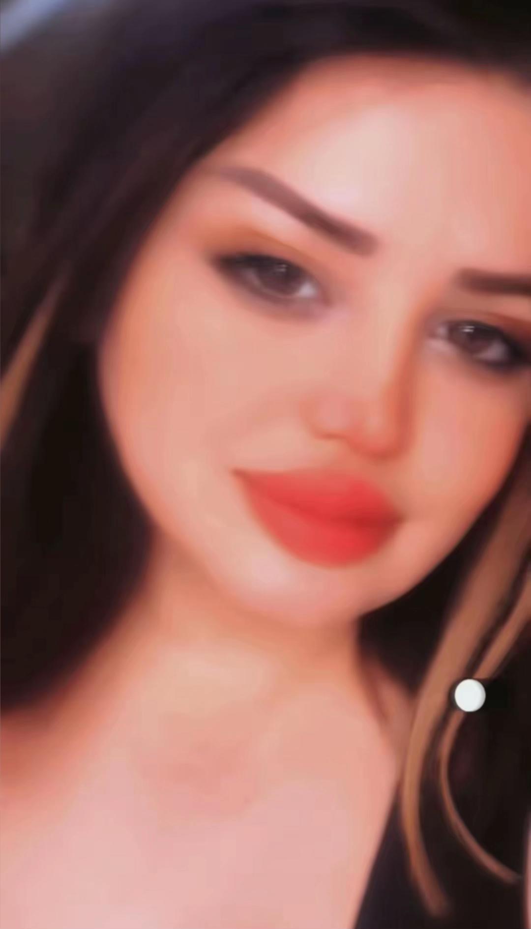 @•☾𝓔☽