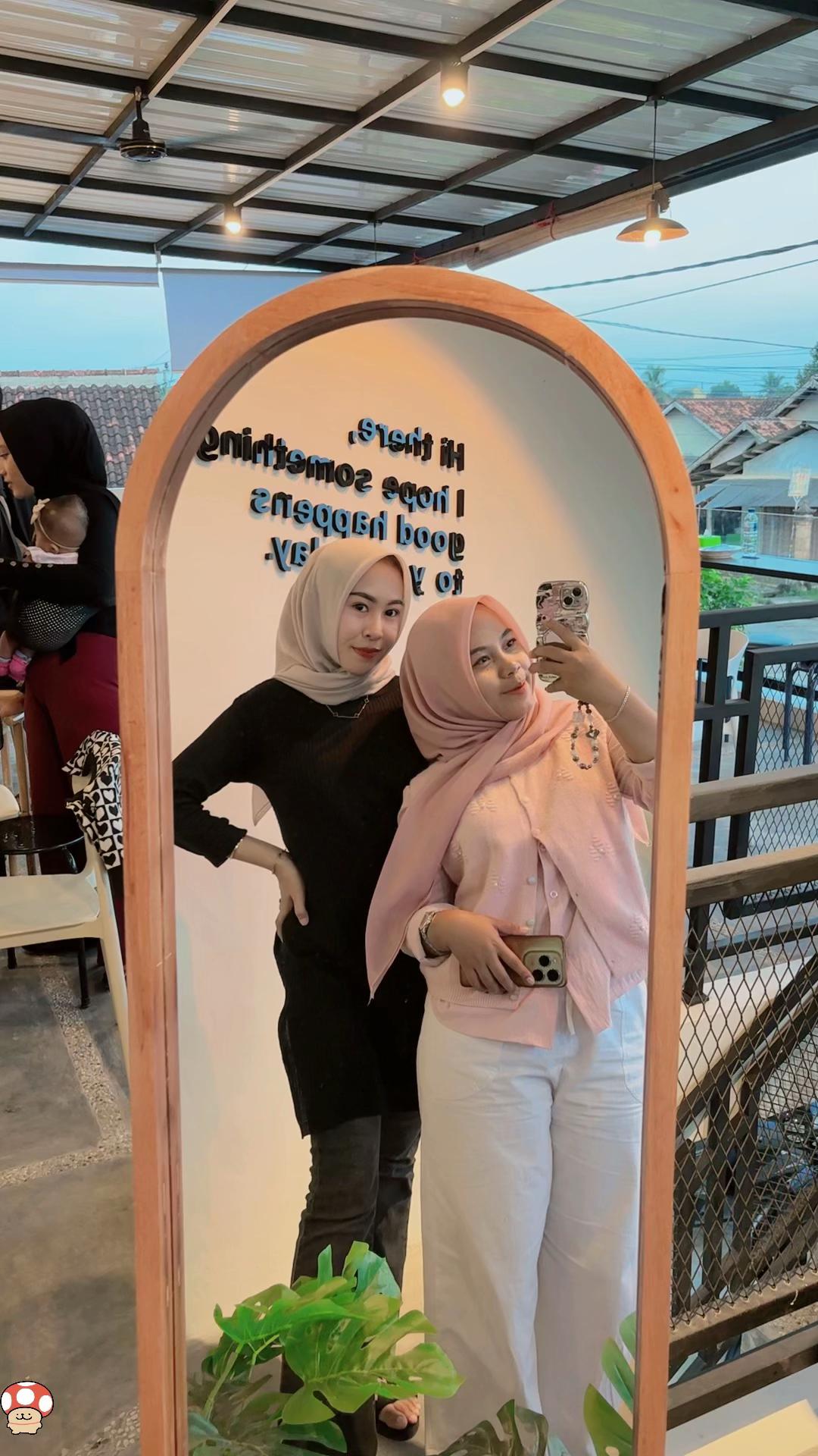 @Anira Arly 🧚🏻&zwj;♀️