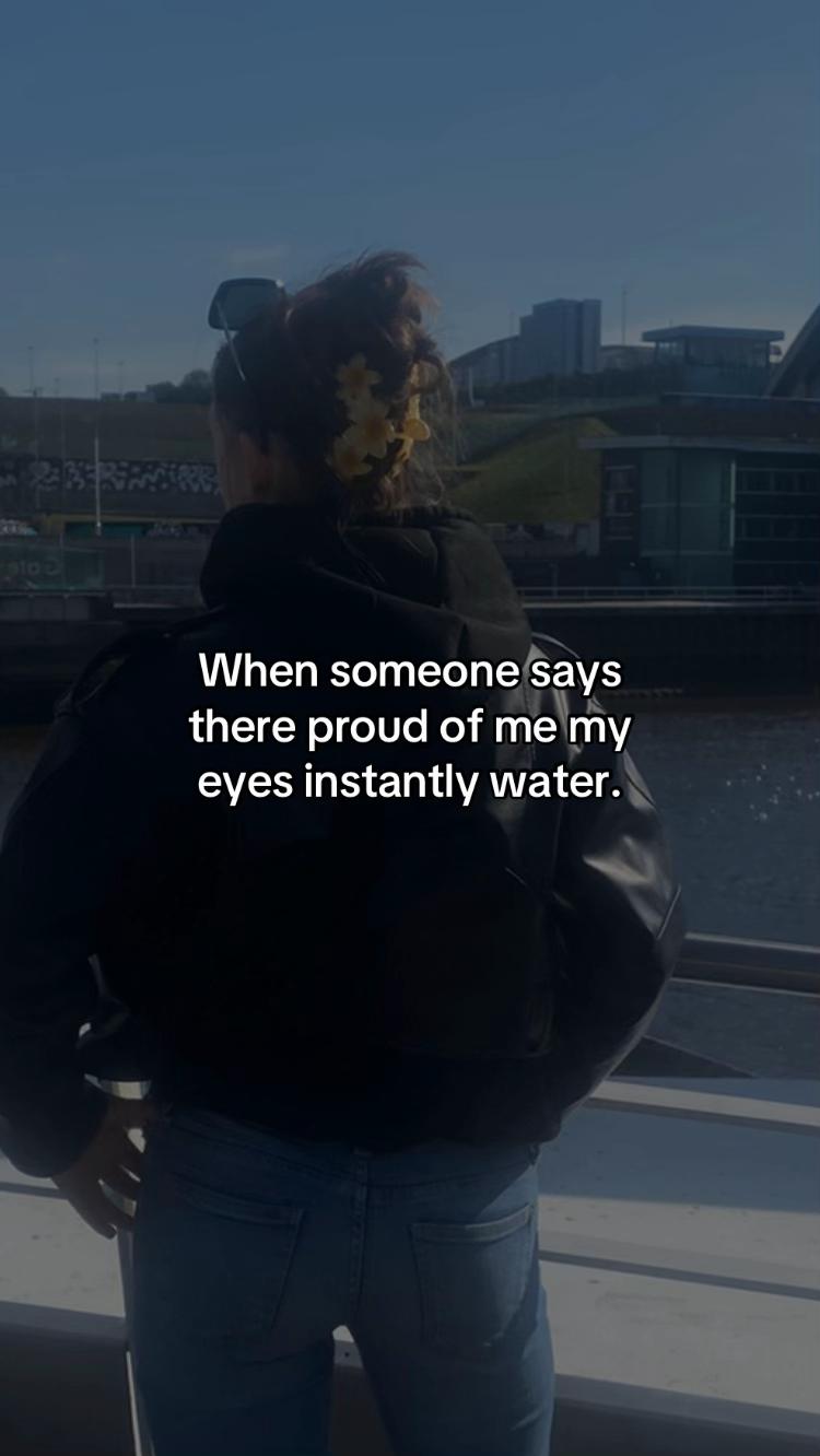 @🦢