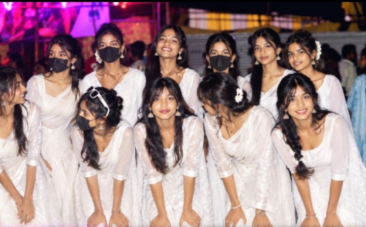 @আদিবাসী মেয়ে 😉🥰😛