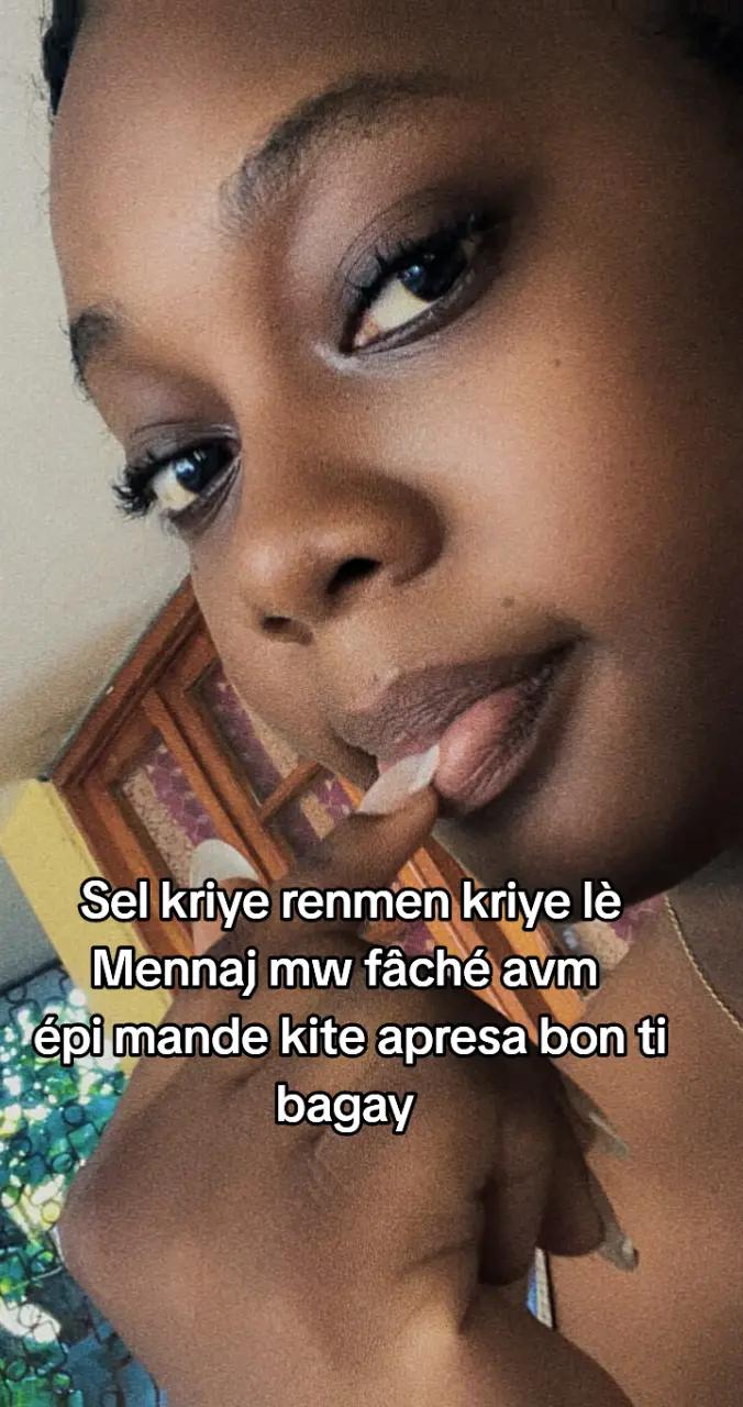 @<<Poup&eacute;e noire 🥺🌹🤎