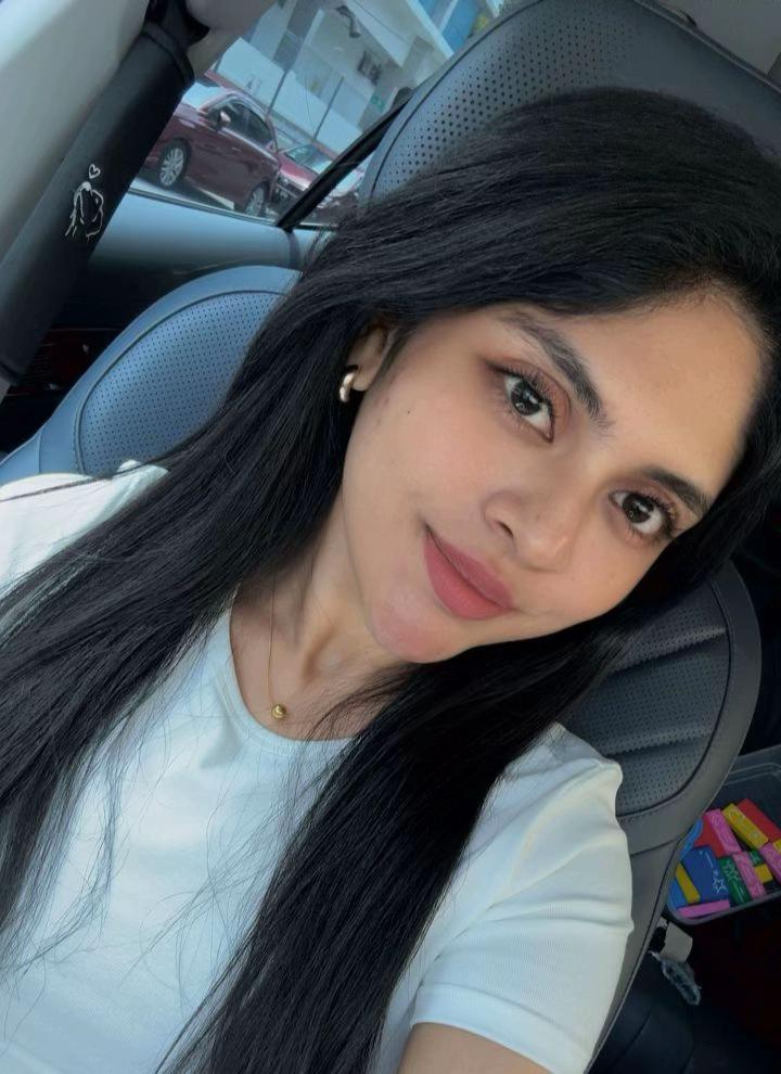 @iammonica