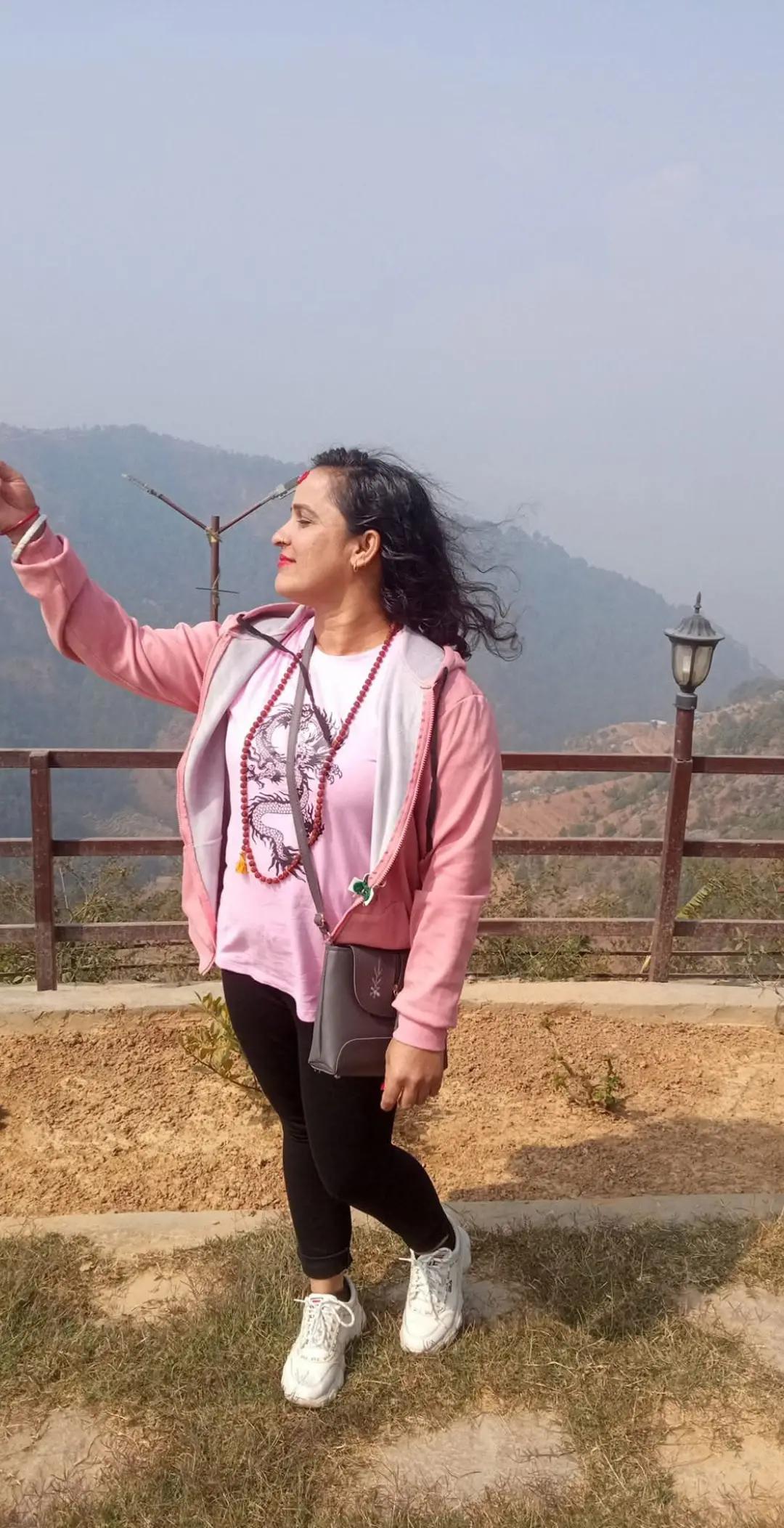 @अनिता रेग्मी लब यु जिन्दगी 💝