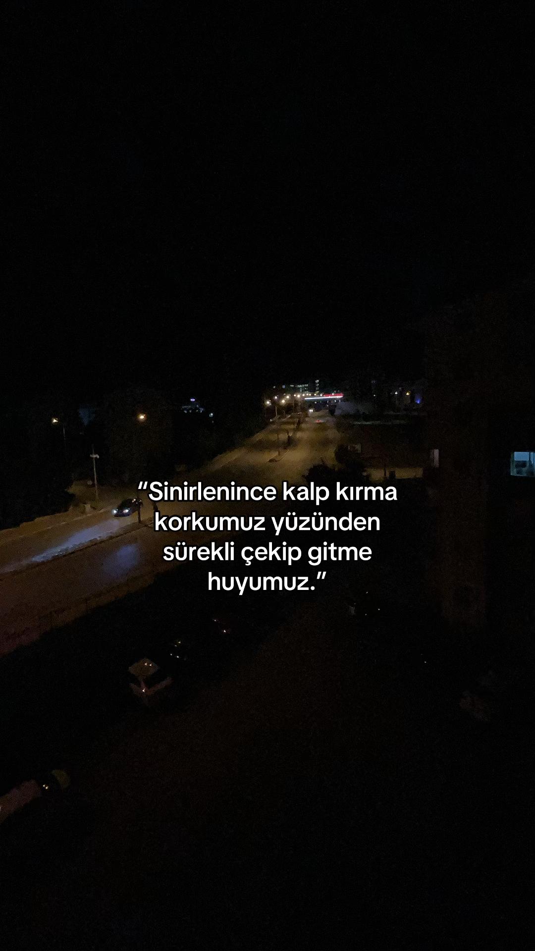 @𝒮.