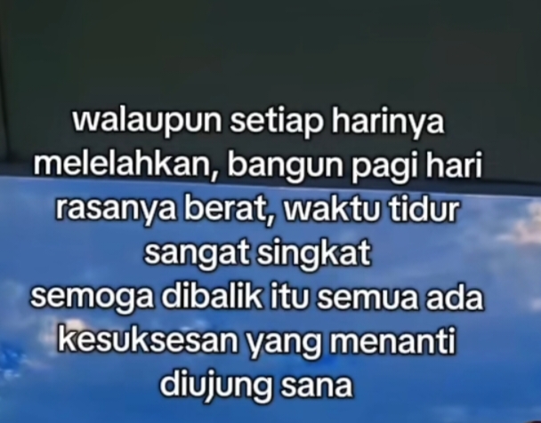 @SiTi AzIrAh🦋