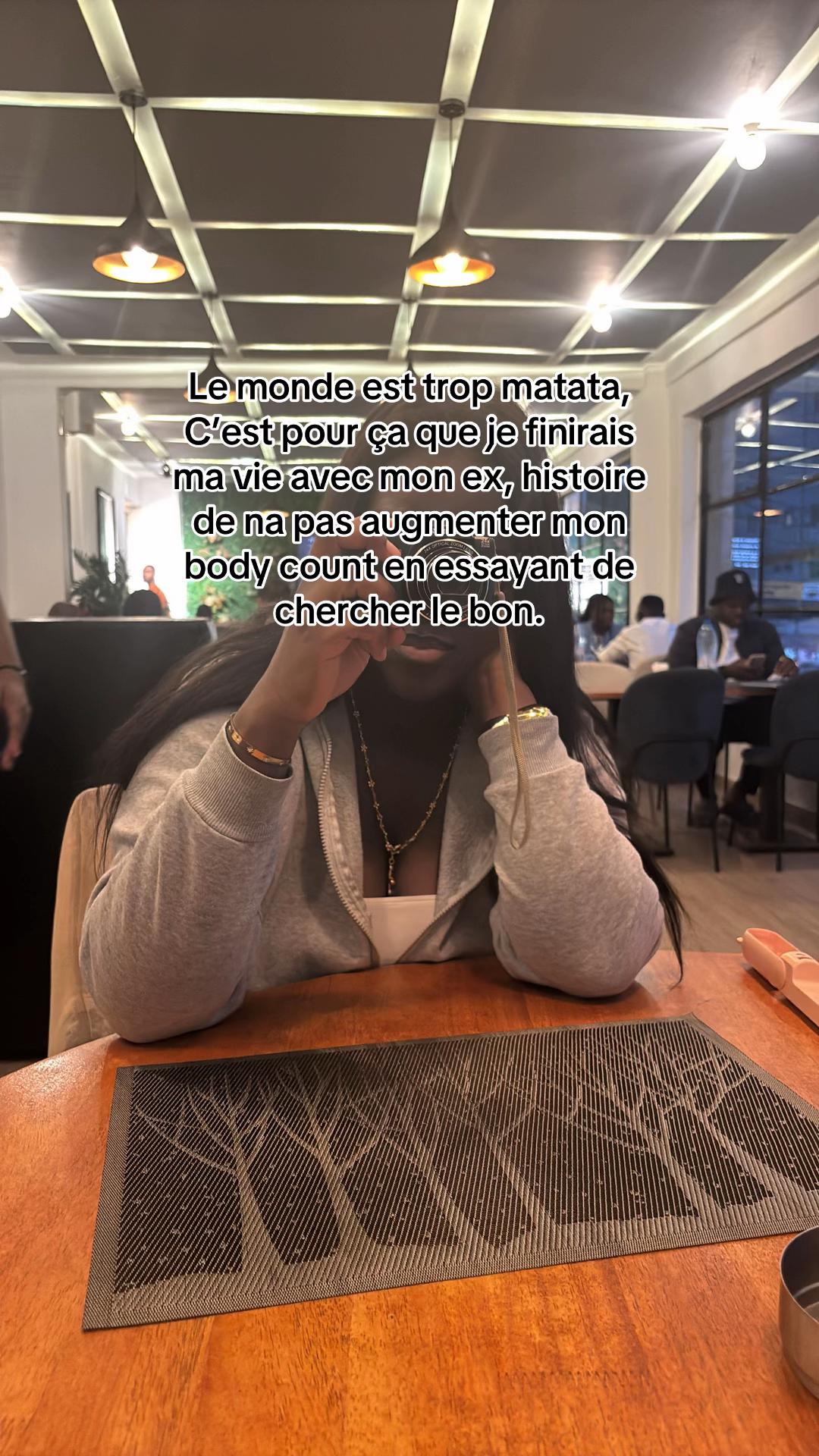 @CHLOÉEE 💕🇨🇲