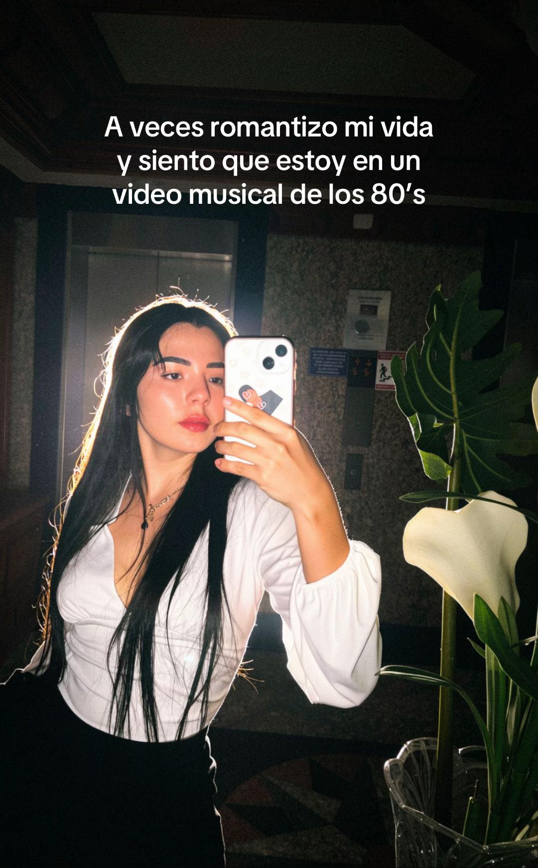 @1980 🌙 ✨