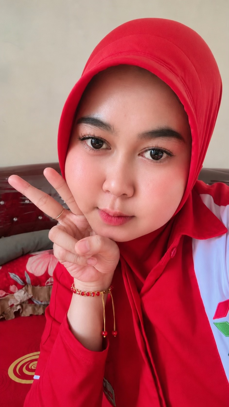 @sherlyKuuuuu