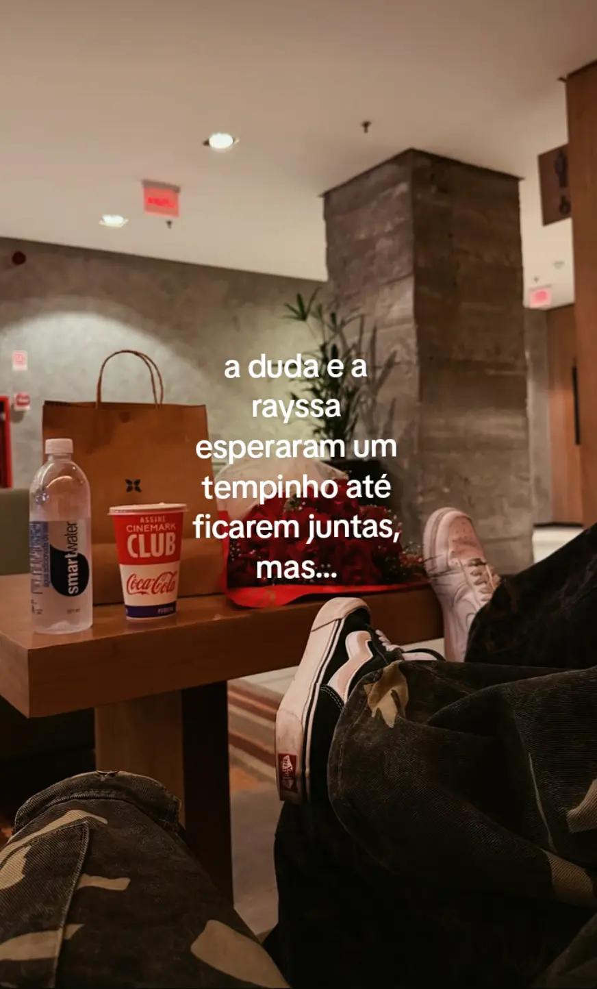 @kay ᥫ᭡ she follows