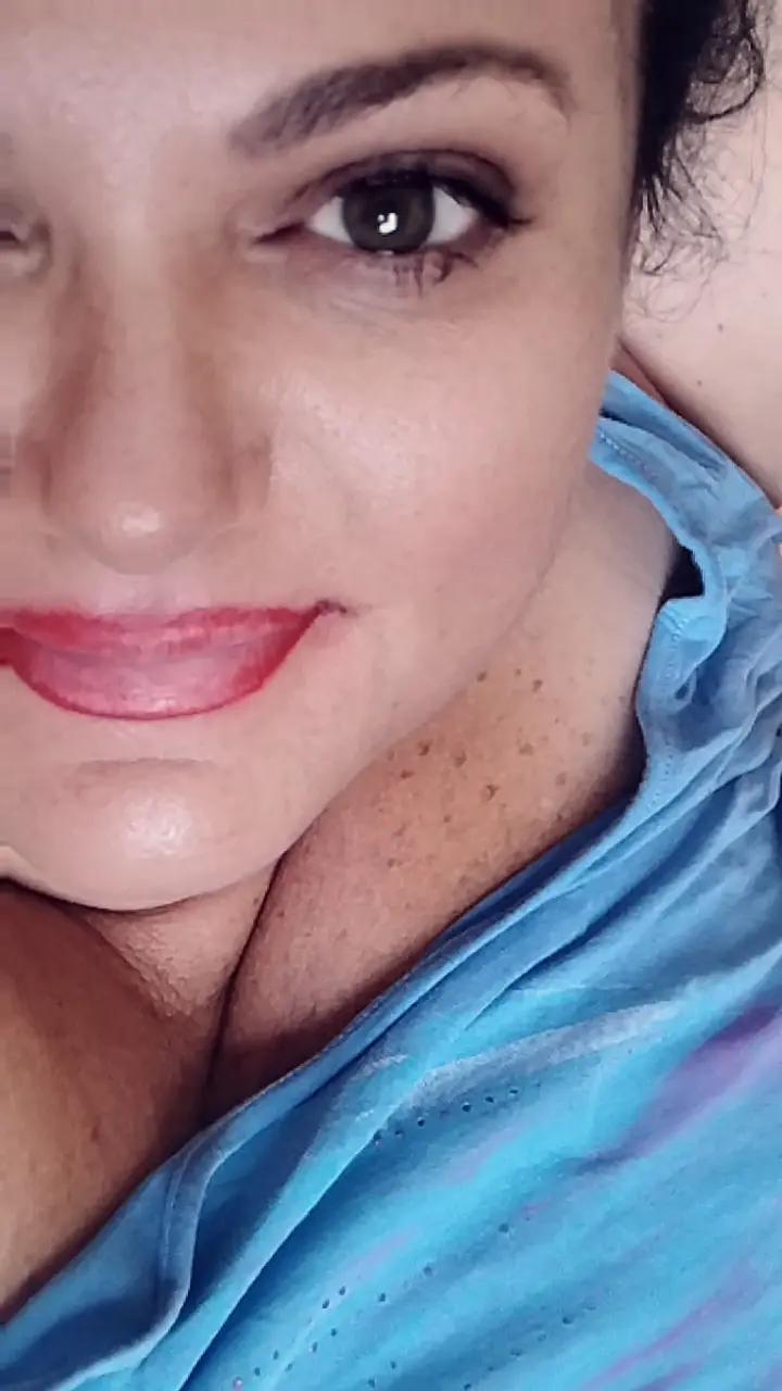 @Veronica.