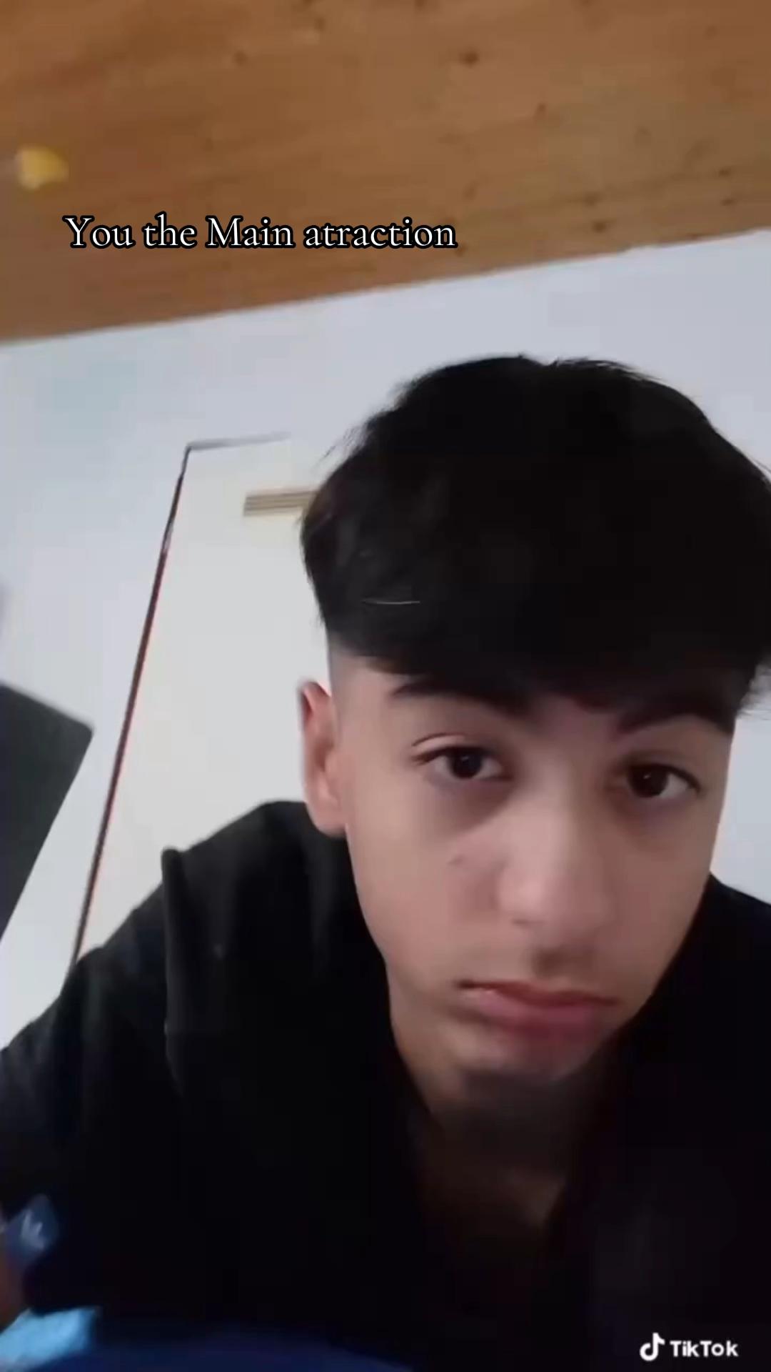 @𝒦𝒶𝒾𝒹 '🥥😶🌫️