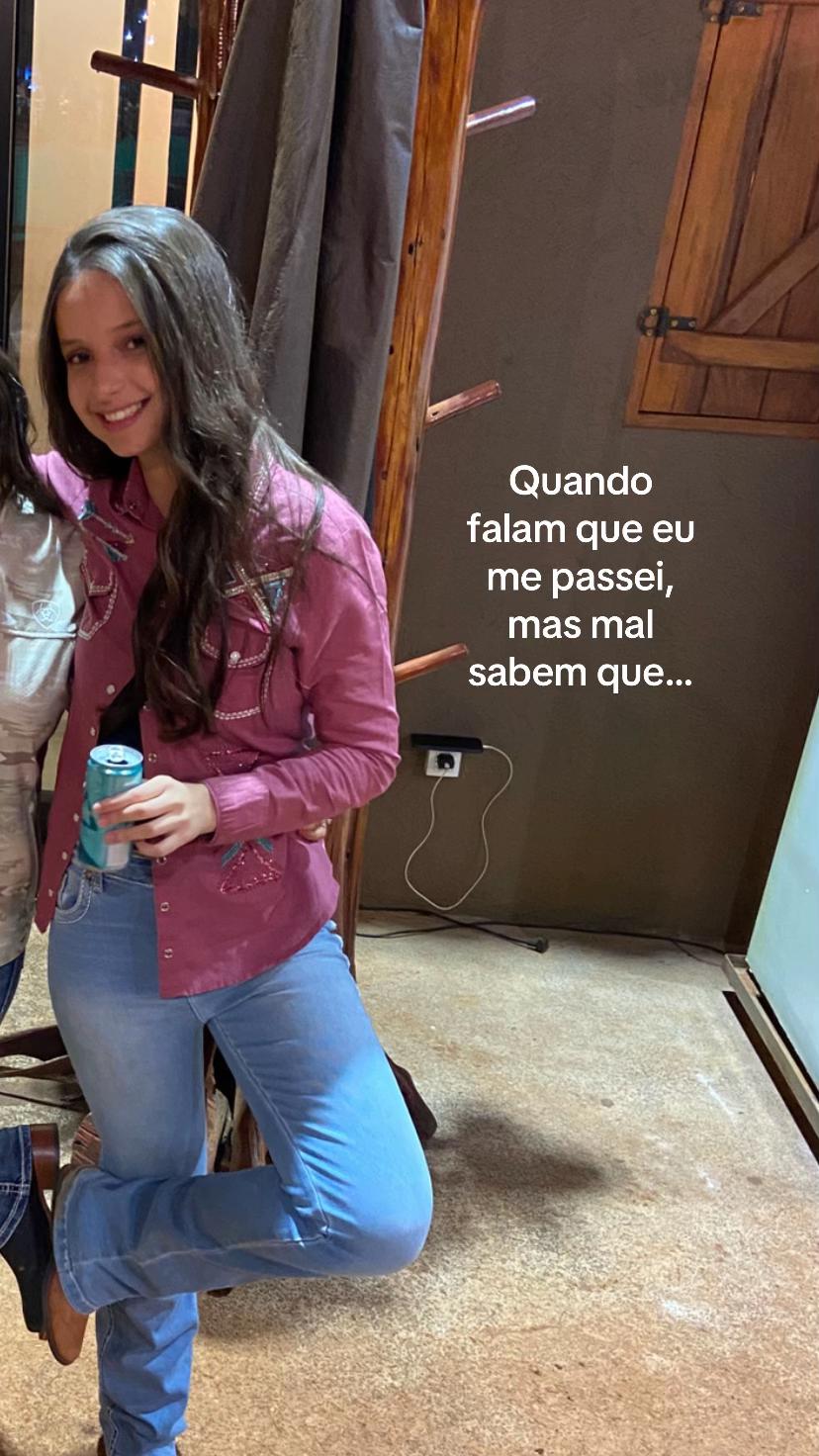 @__izareis