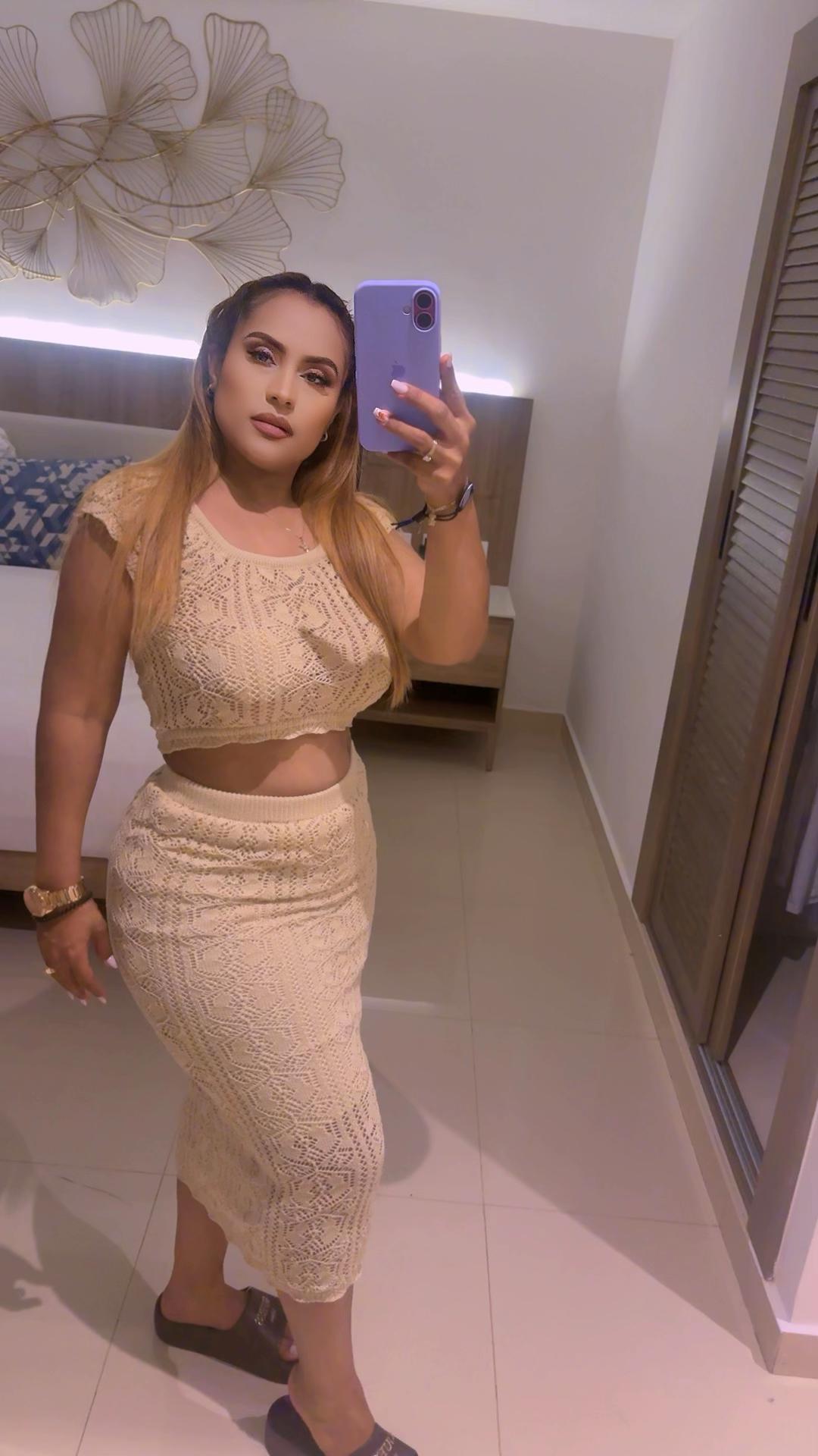 @Nana