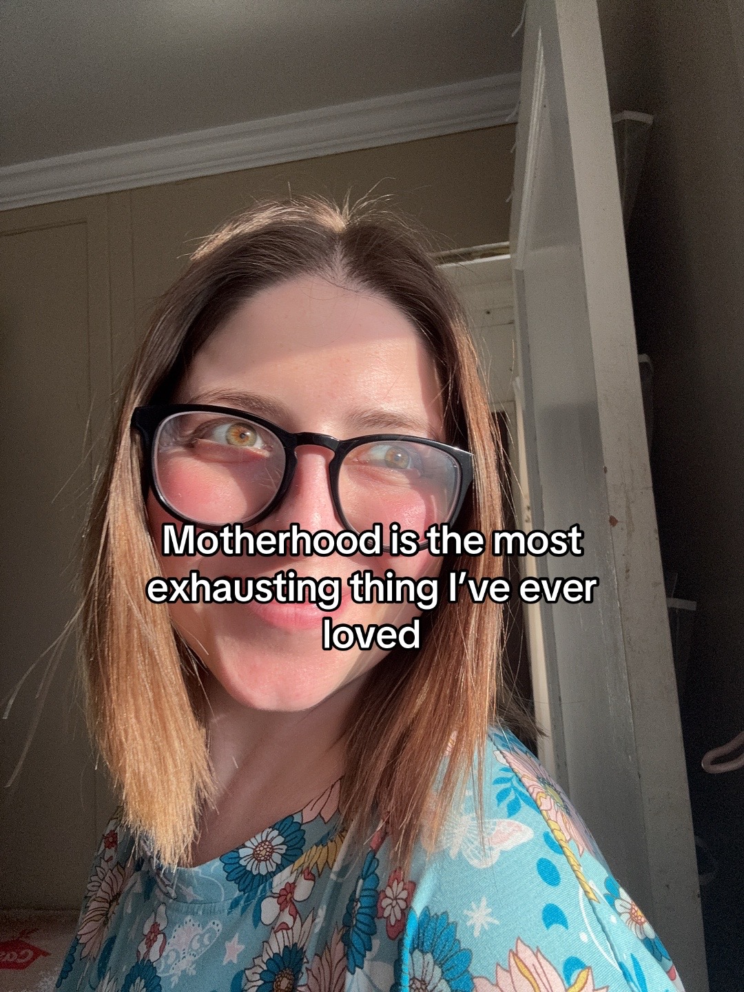 @momwhittme