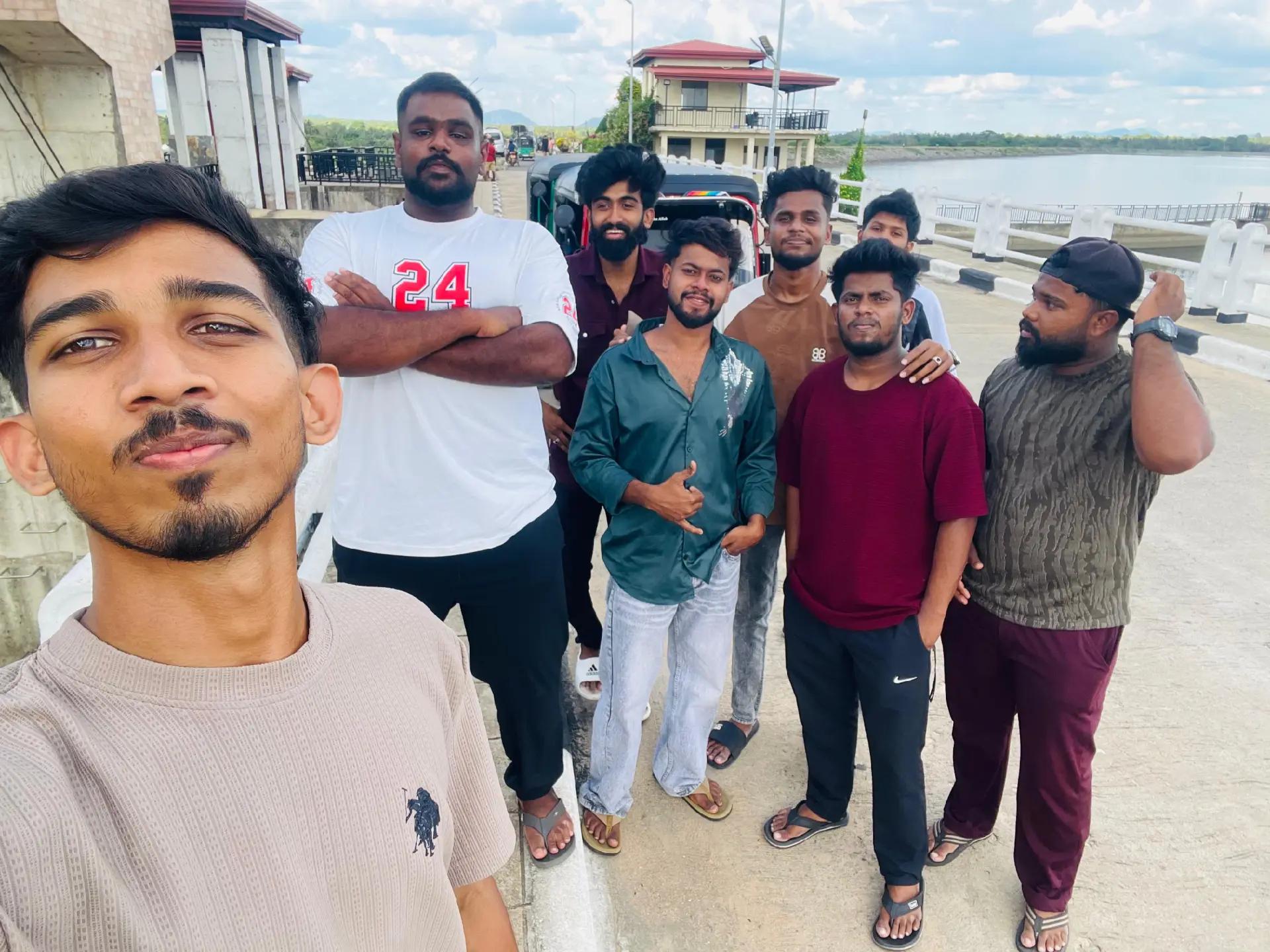 @ᵐ𝐫.  𝐆𝐎𝐃𝐙𝐈𝐋𝐋𝐀 🐊🇯🇴