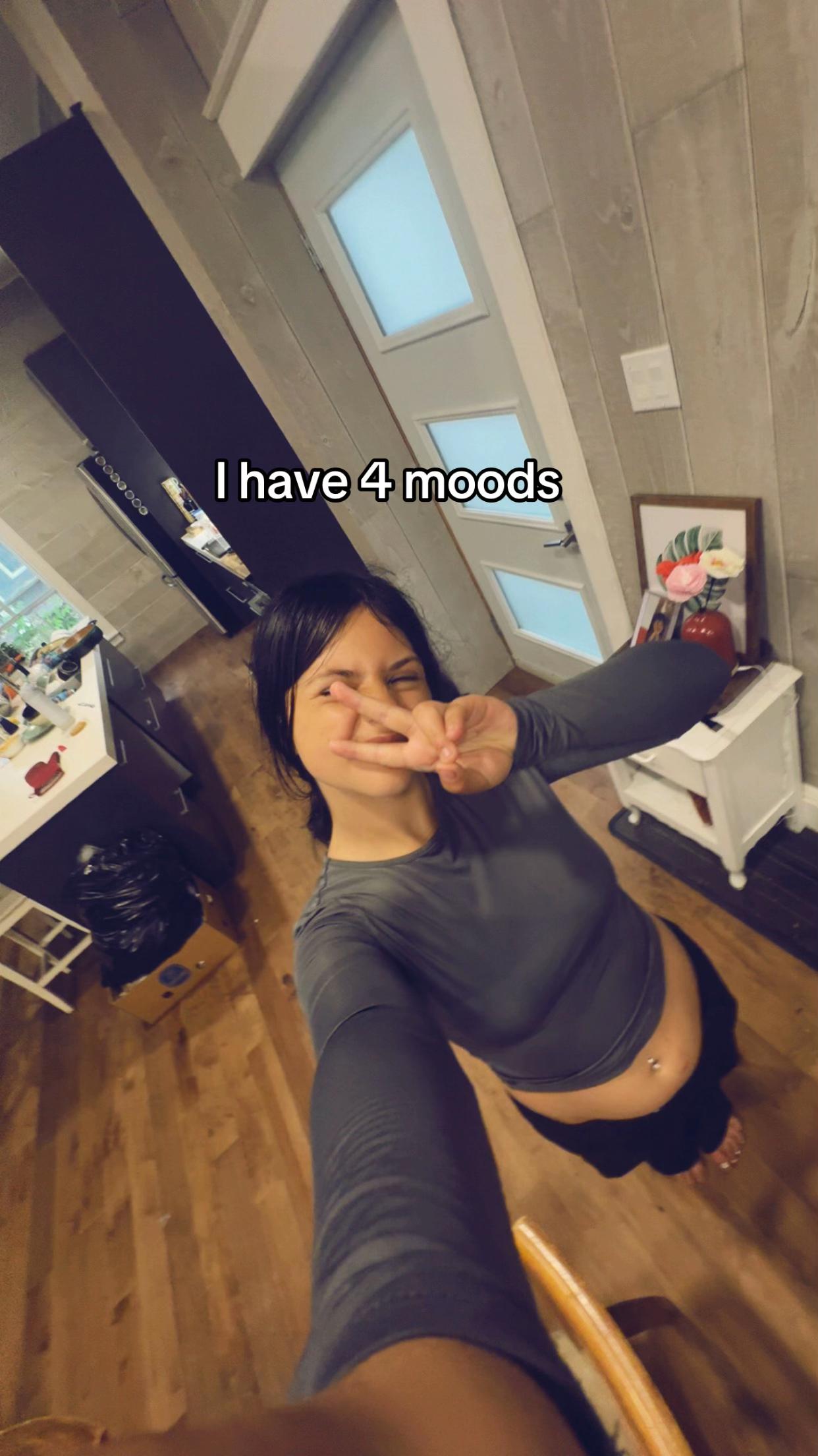 @𝐸ꨄ