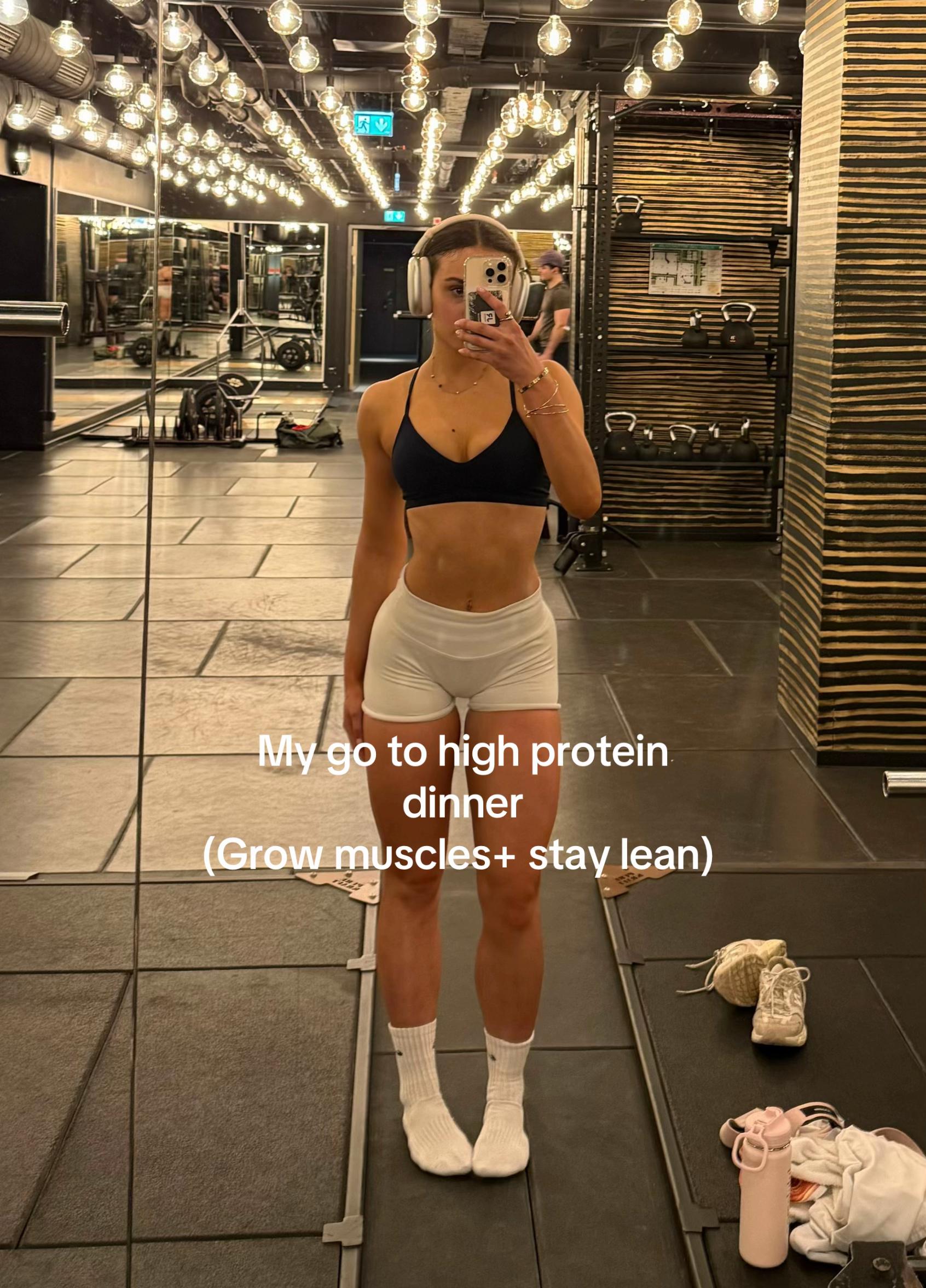 @Anni🪩🍒🏋️♀️