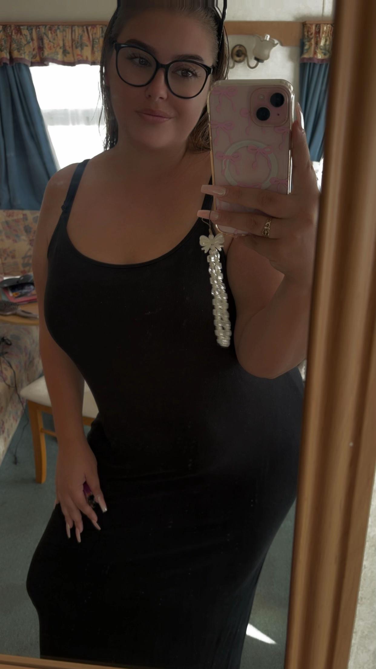 @LusciousLaurax