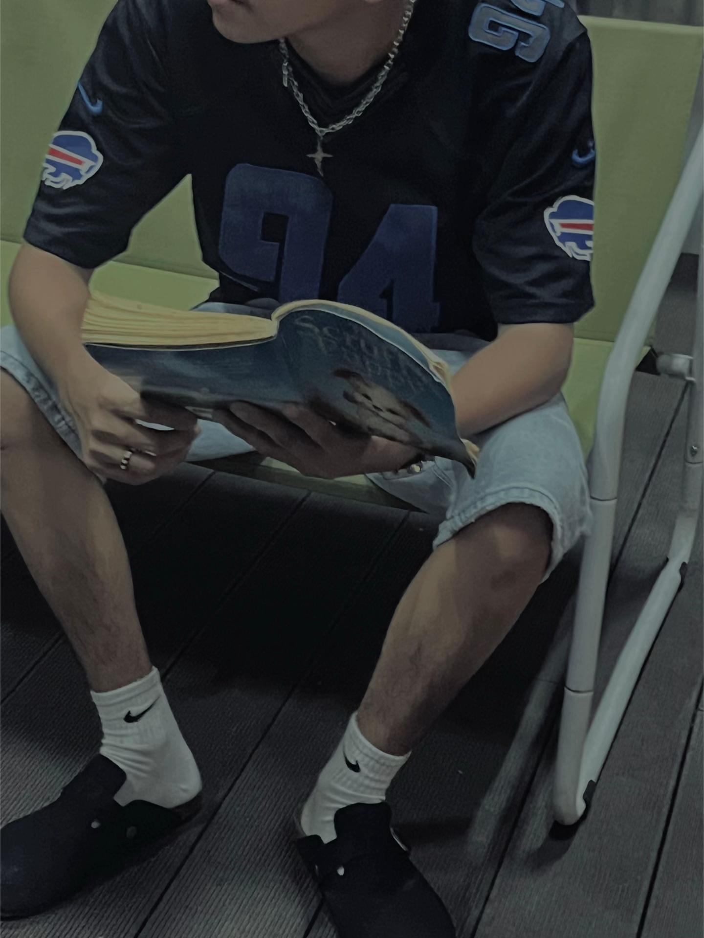 @Johnaron🕷️