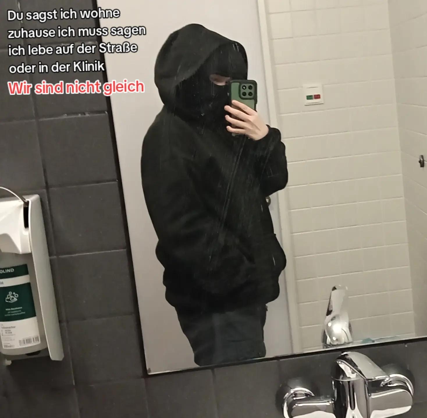 @𖤐𝓝𝓸𝓫𝓸𝓭𝔂𖤐