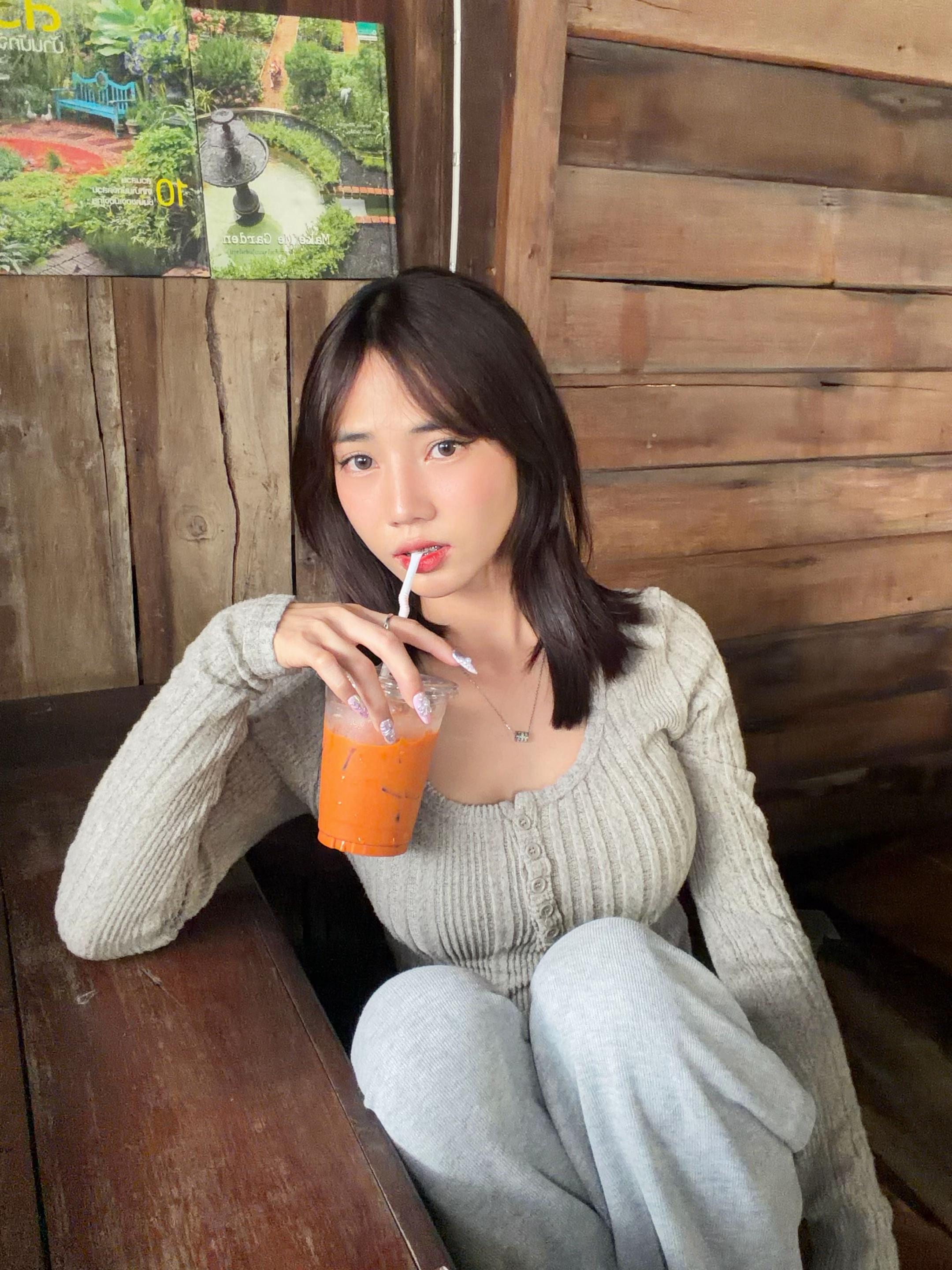 @Saikhimsao