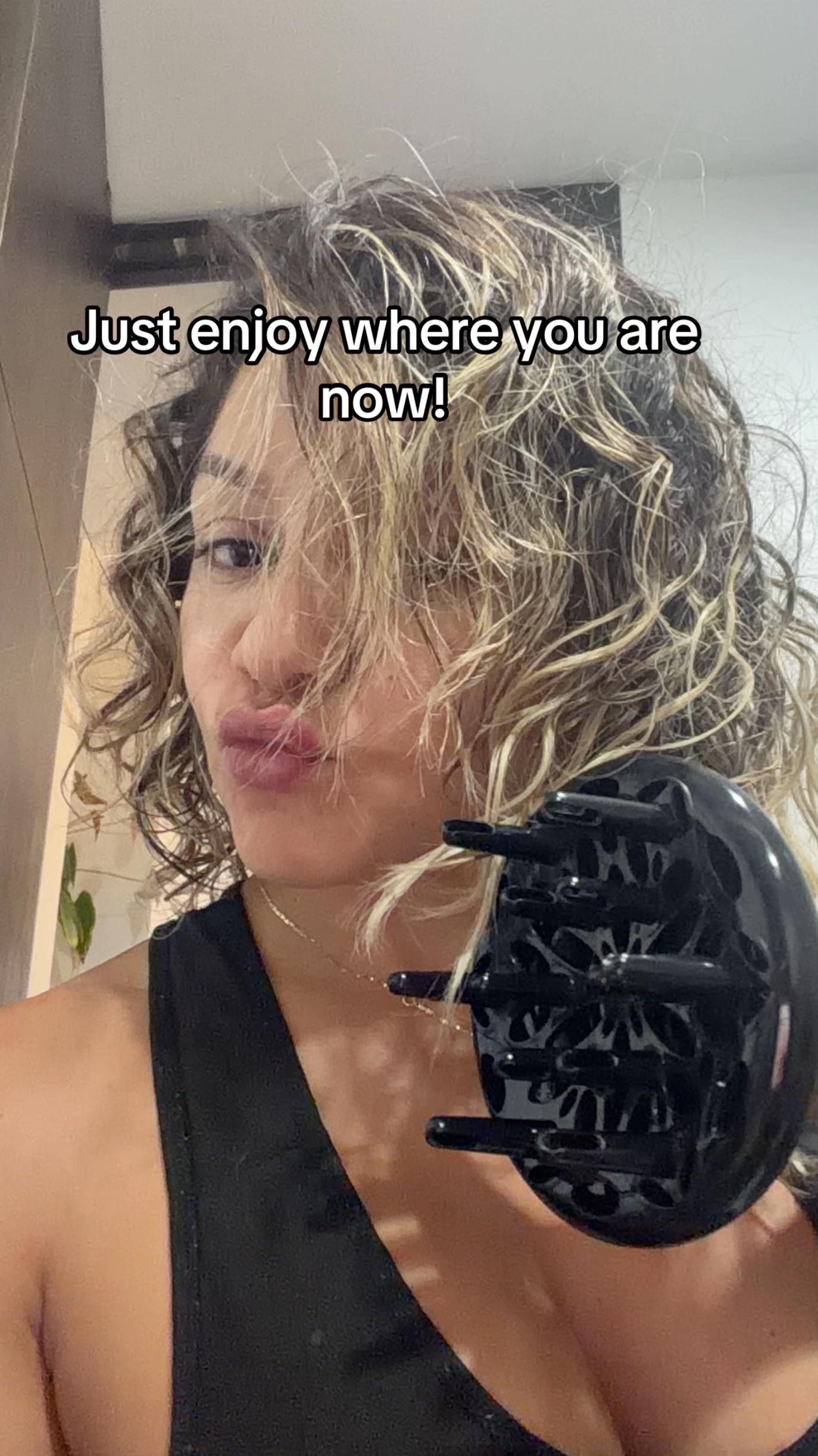 @yillymarquez_