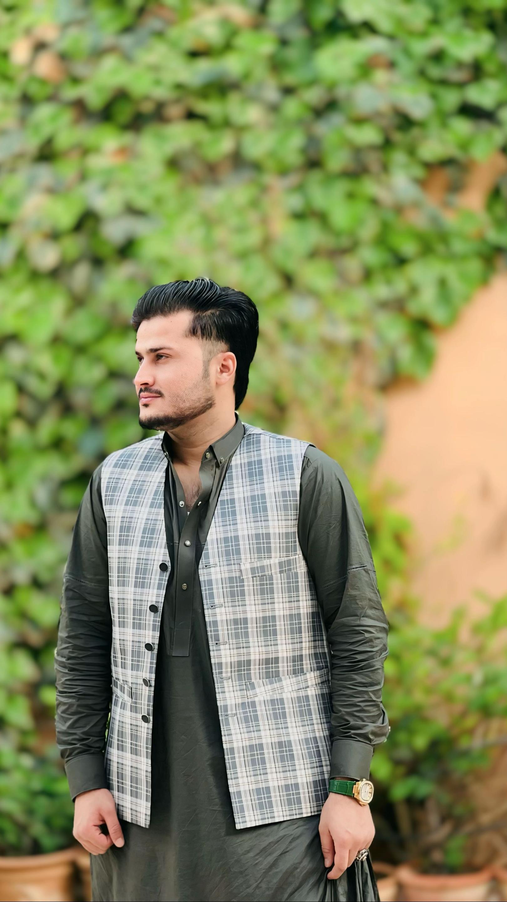 @Ilyaskhan98