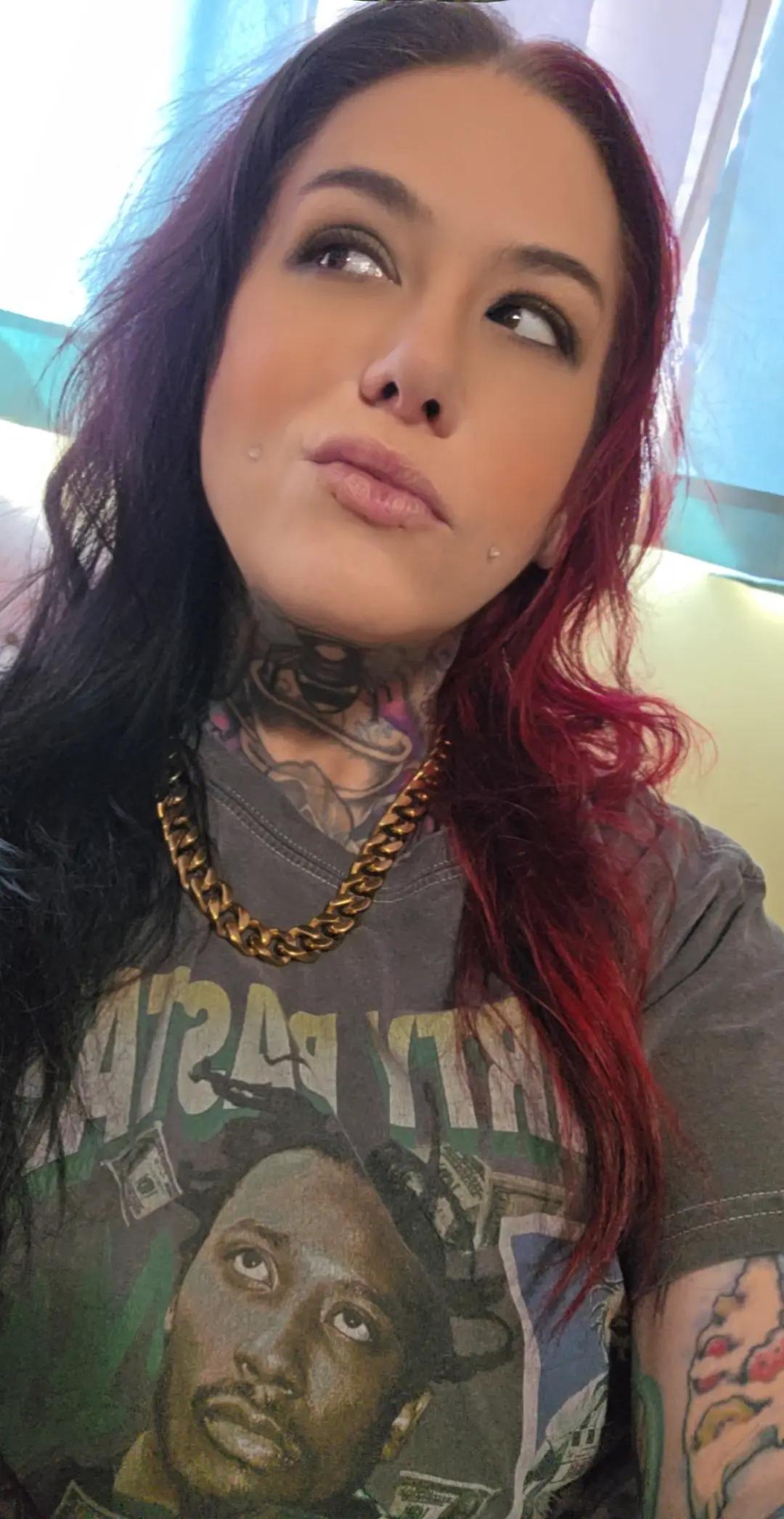 @Magenta Marie