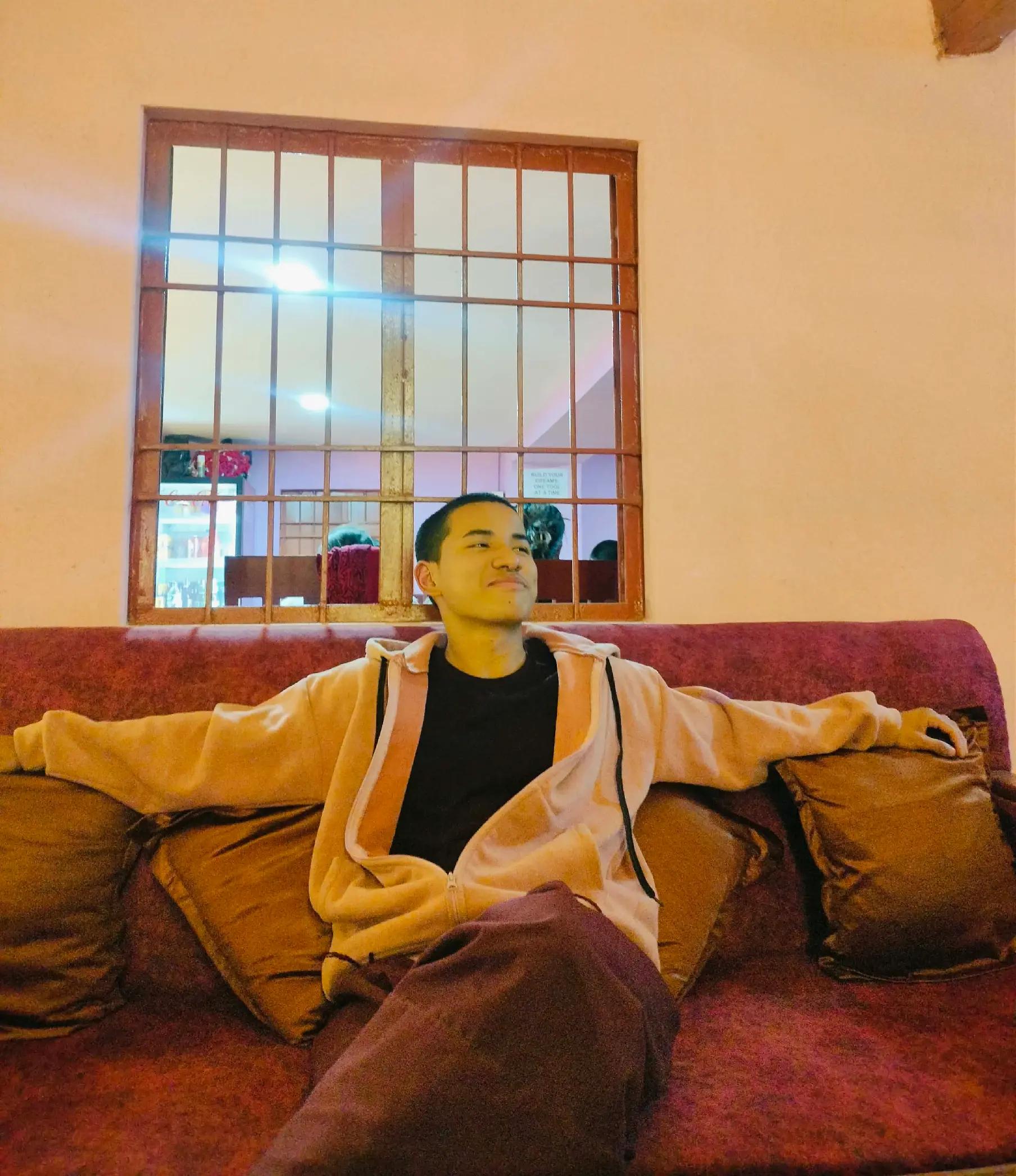 @Laughing queen 😊DRAGON🧘♀️