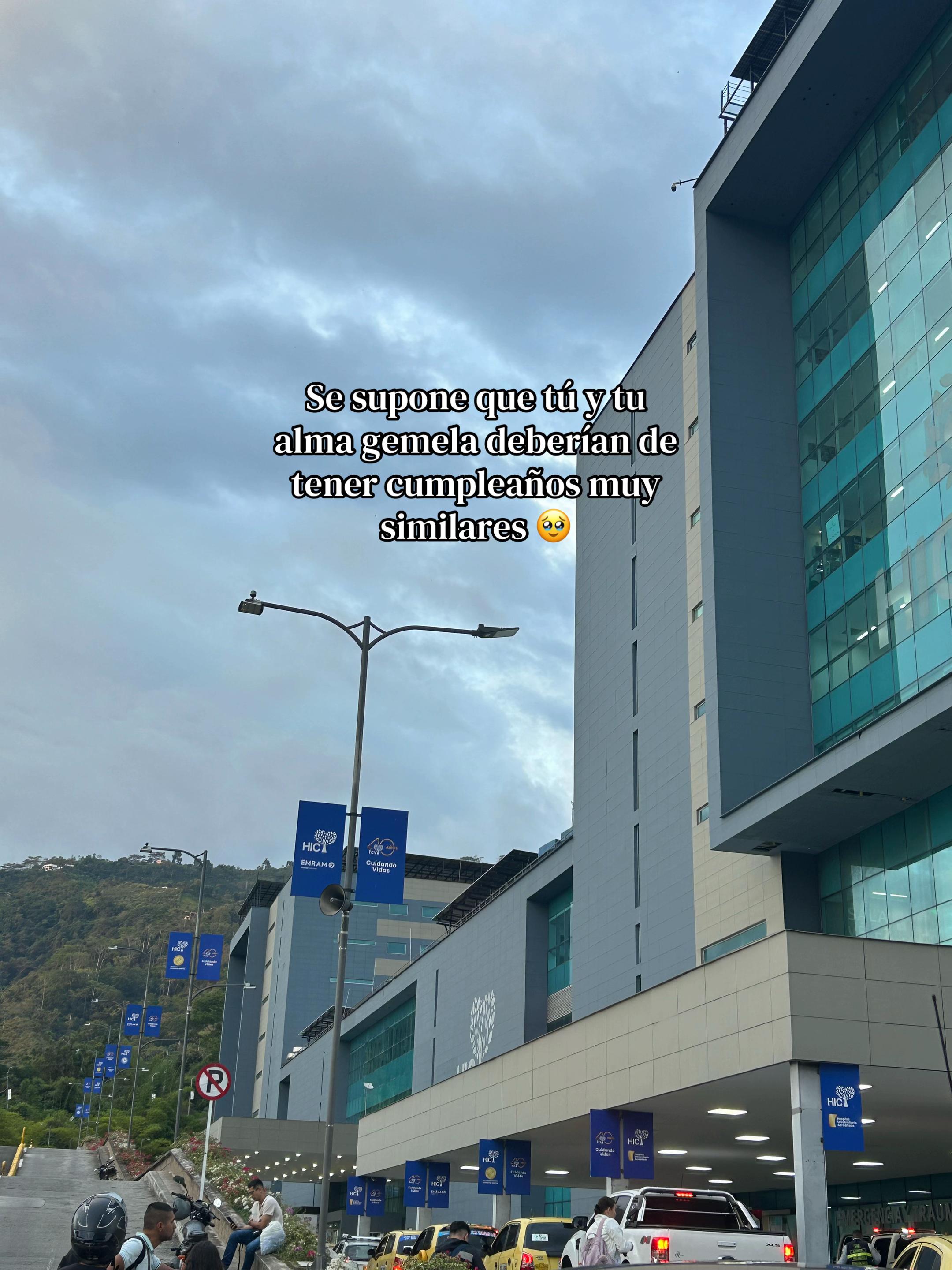 @Slendyᥫ᭡