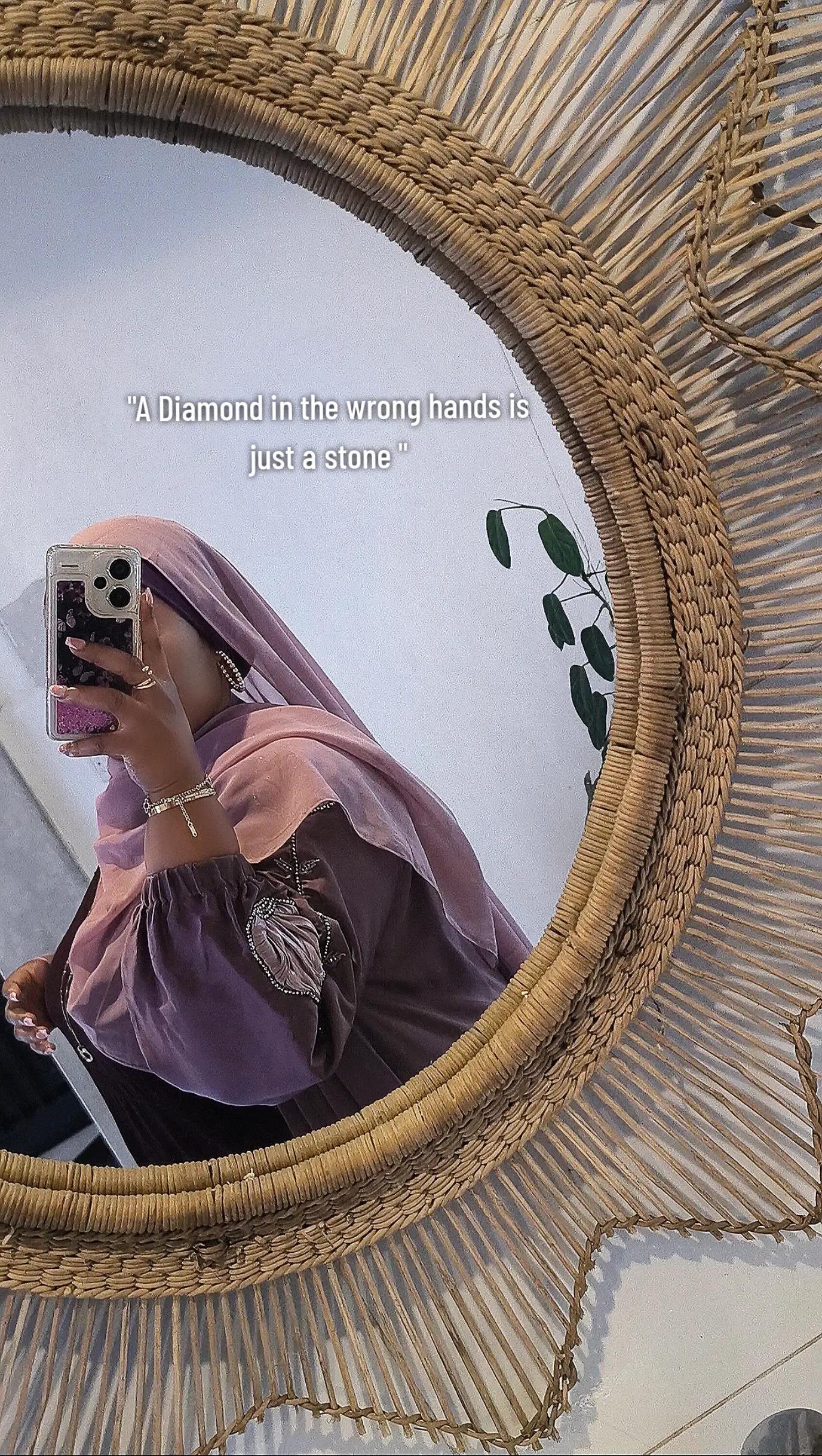 @Simply Zahra 🍉✨