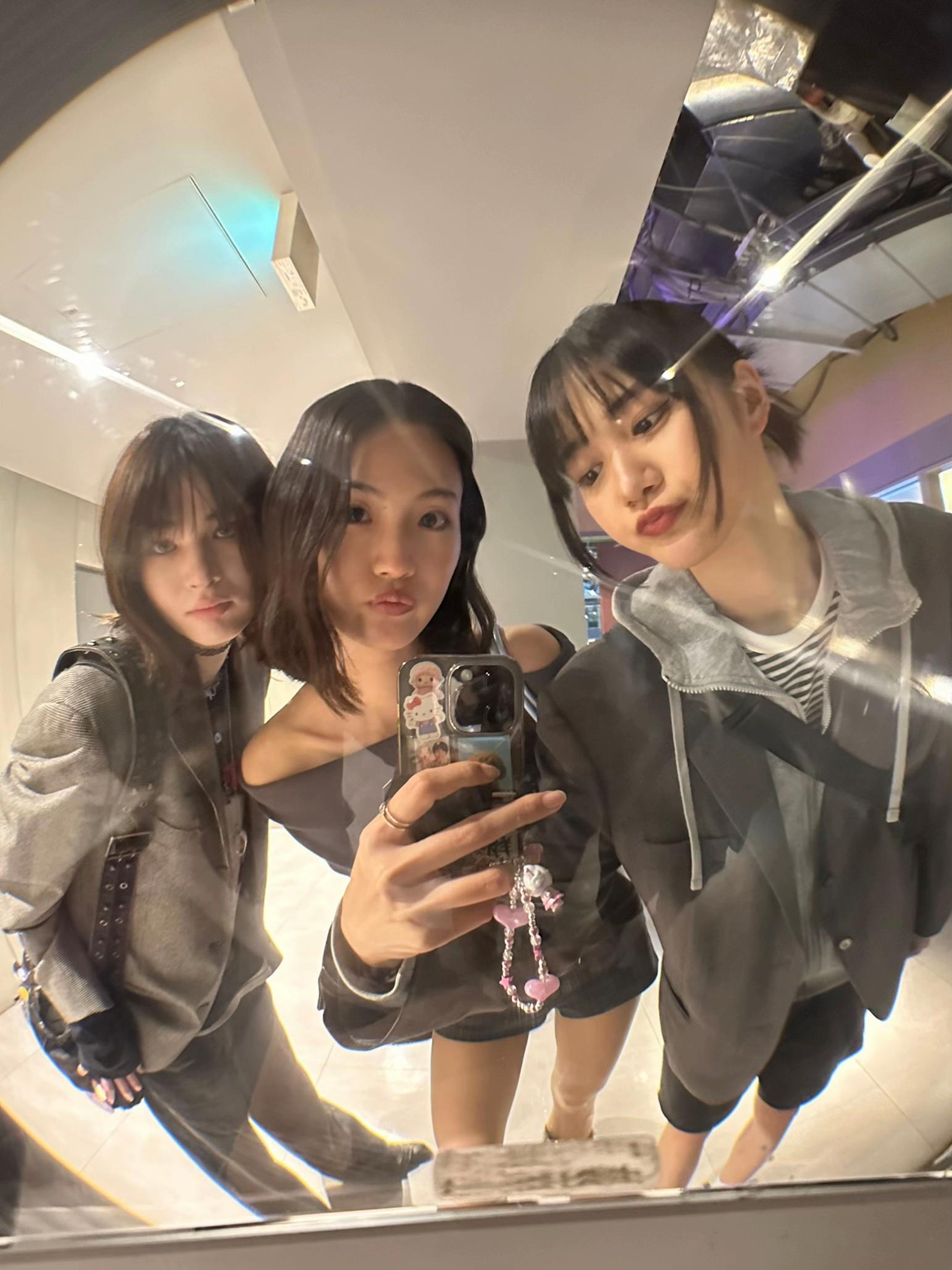 @コノ