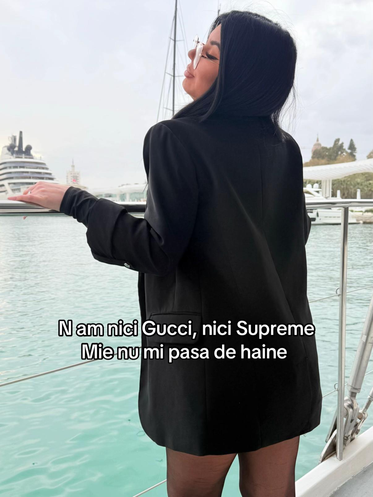 @Dia