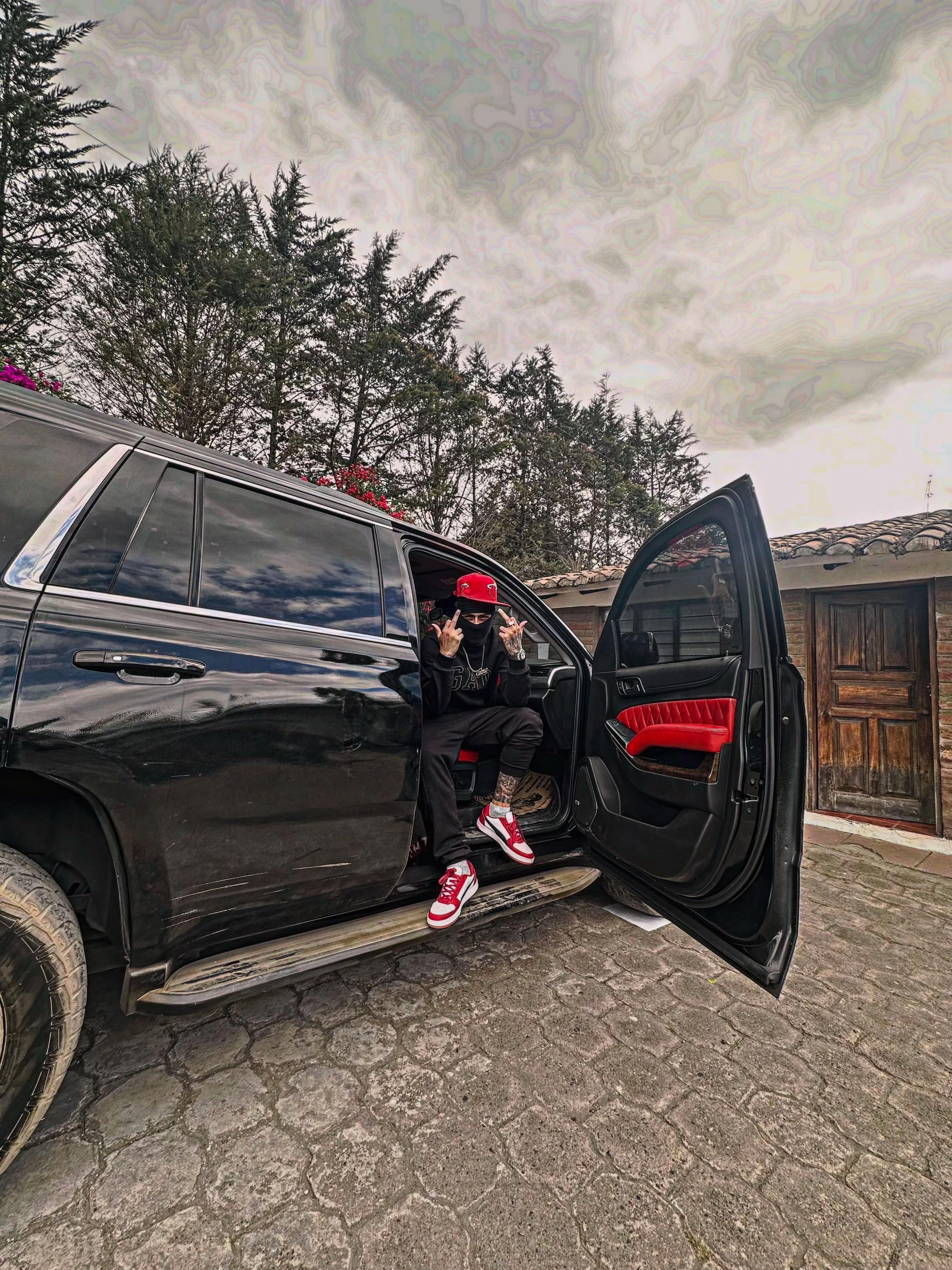 @EB25😶🌫️🦡