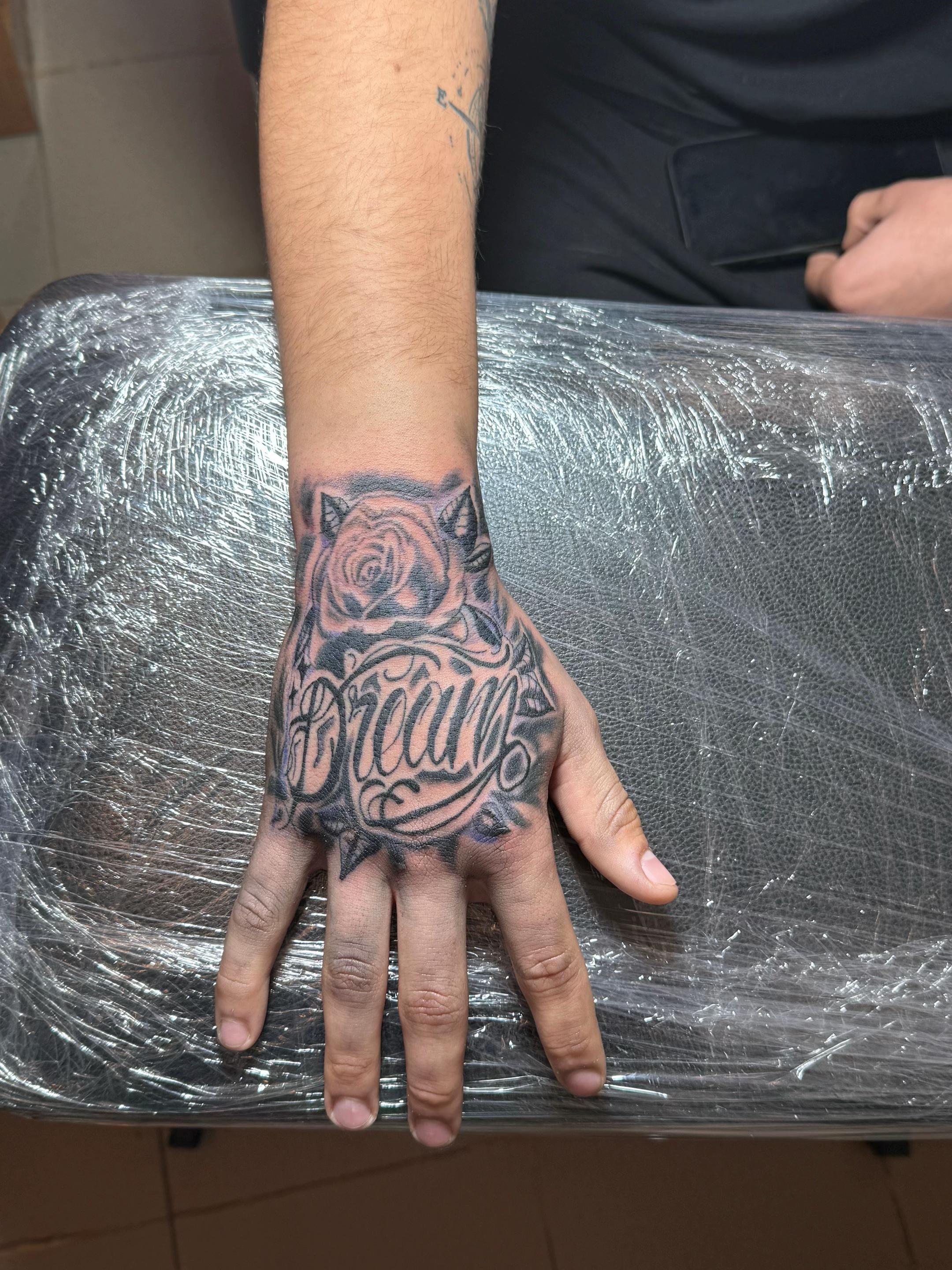 @Spike.tattoo