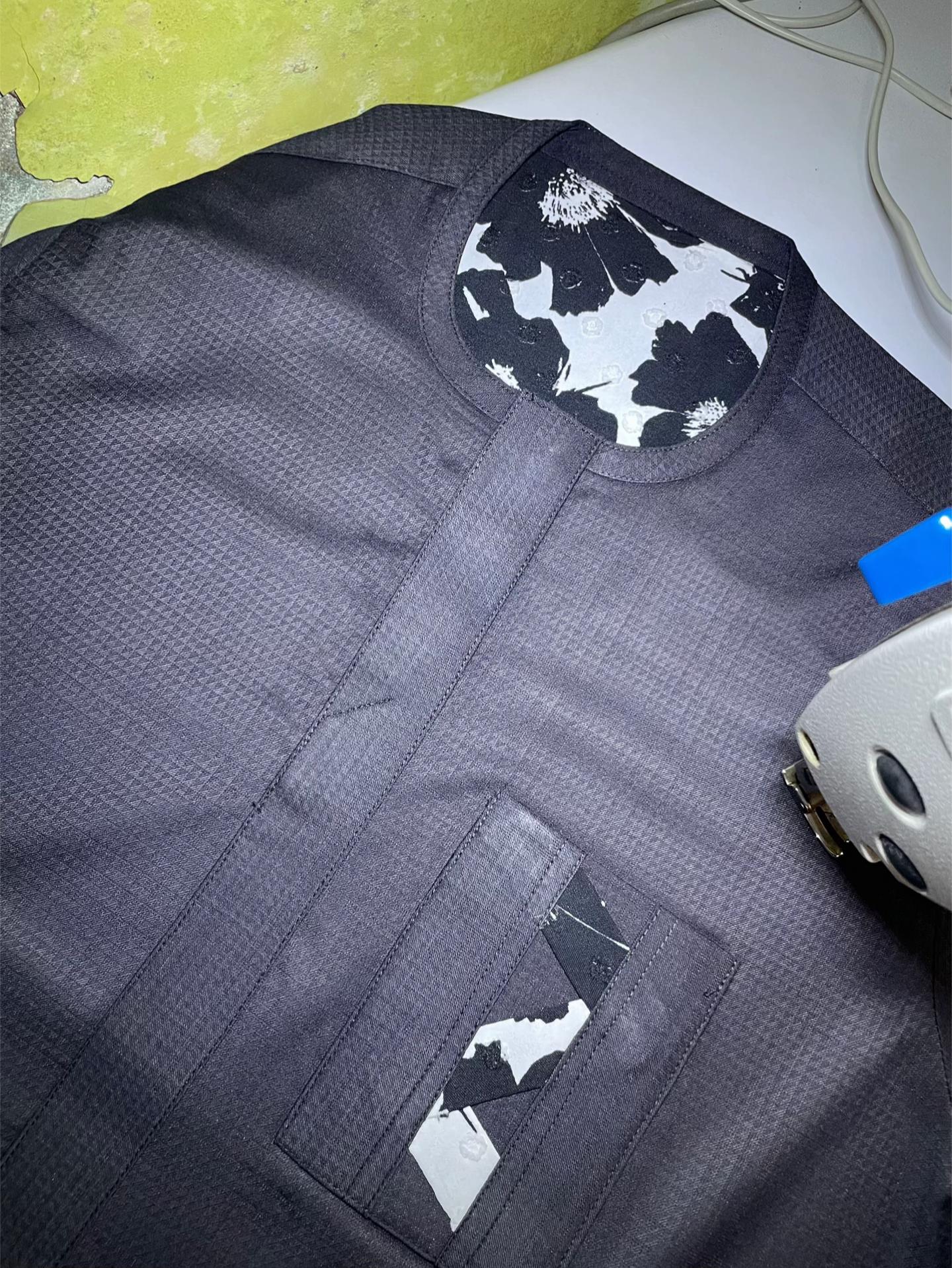 @Coat man wears 🪡✂️🧵💯