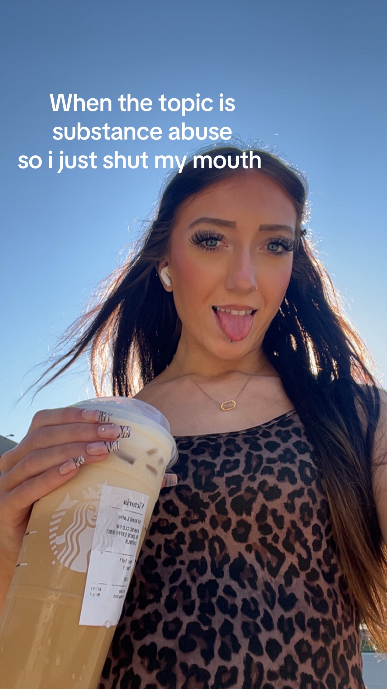 @️