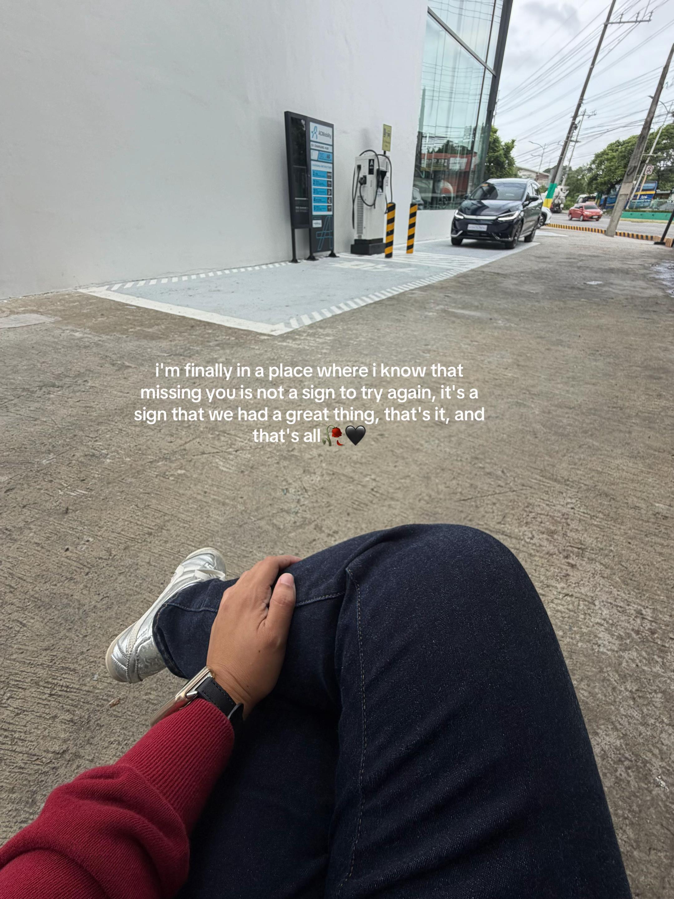 @Yna 🥀🖤