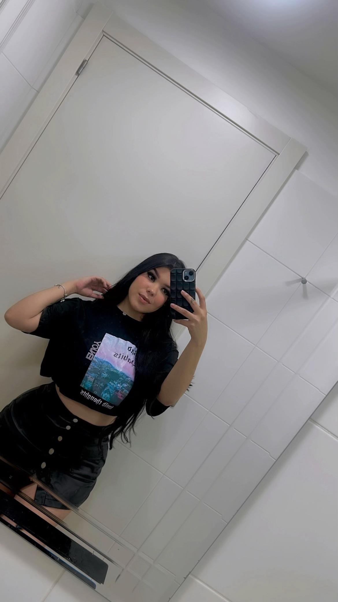 @Valentina Michelle