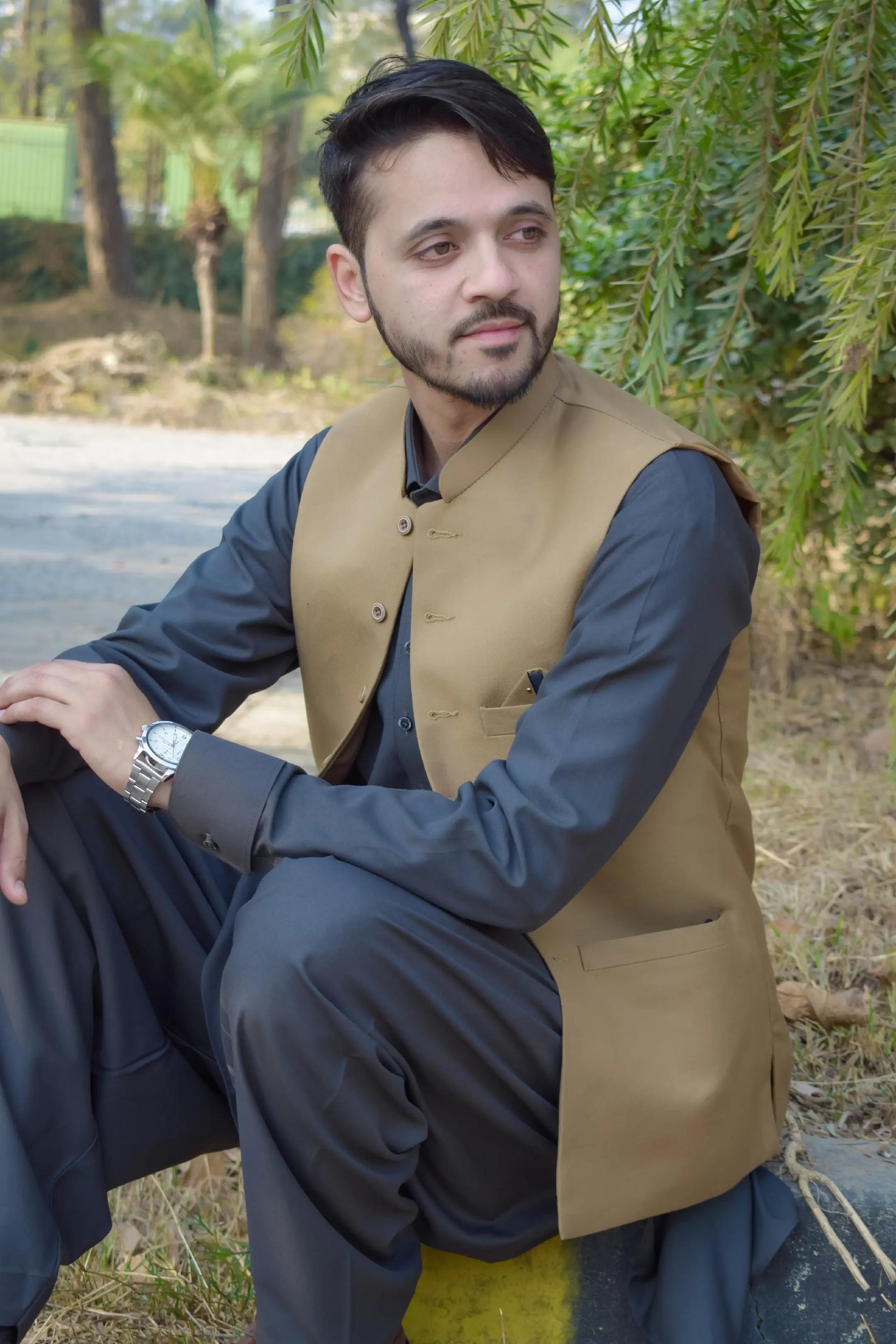 @𝑆𝐩𝖾cϊ𝑓ϊc *سلمان🌾𝑺