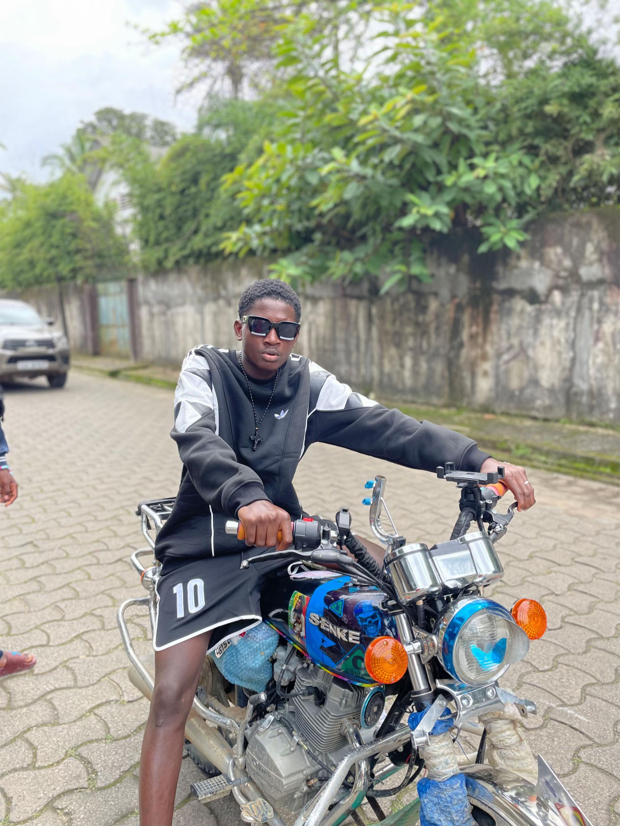 @Pikacthou le moine ✝️⏳